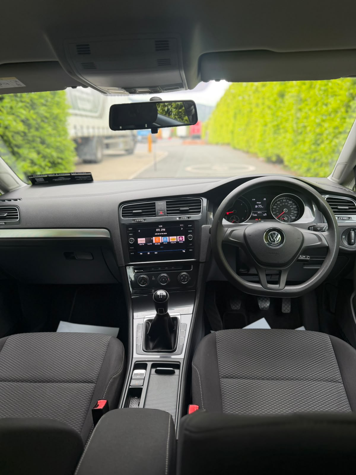 Volkswagen Golf Golf 1.6 TDI gallery image 11
