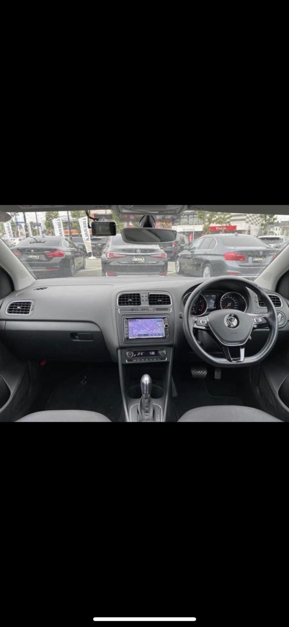 Volkswagen Polo Comfortline 1.2 TSI Automatic gallery image 4