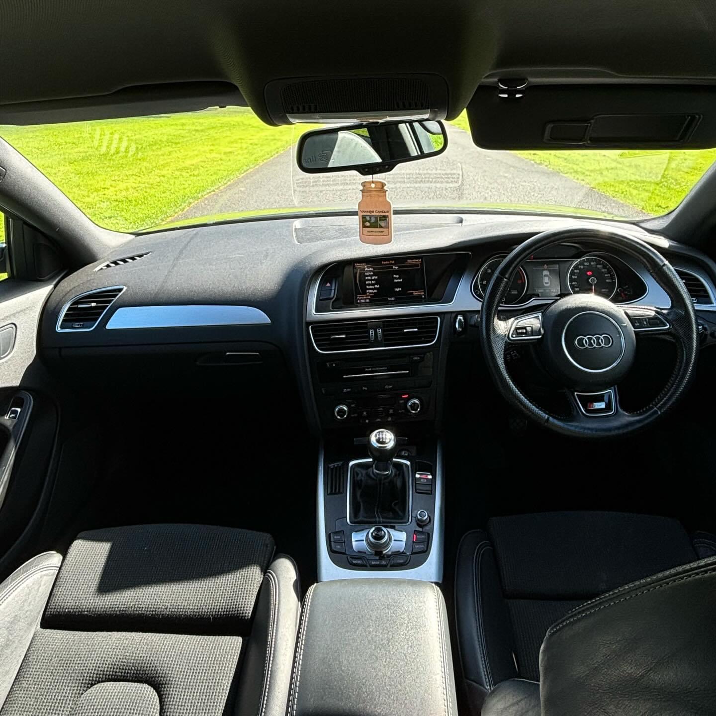 Audi A4 B8.5 gallery image 8