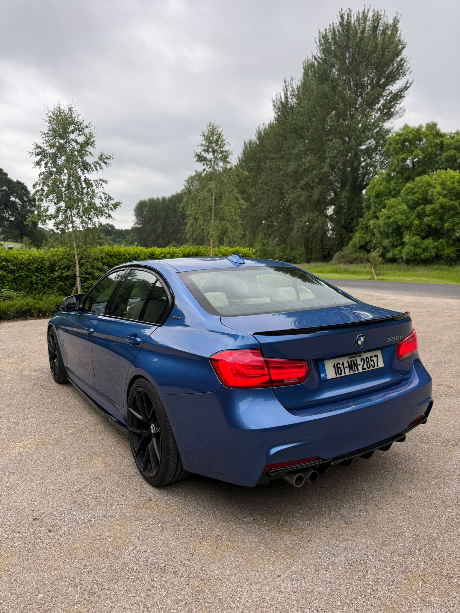 BMW 330e M Sport Auto gallery image 5