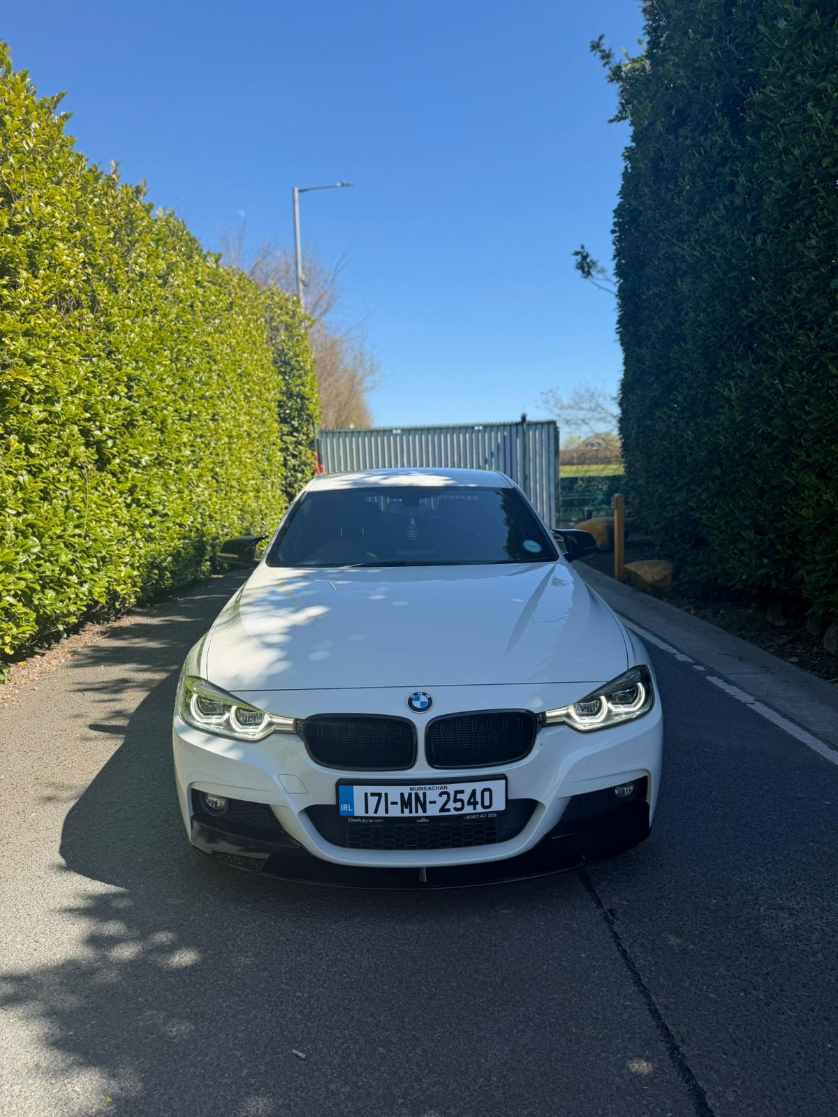 BMW 320d M Sport Shadow Edition Auto gallery image 2