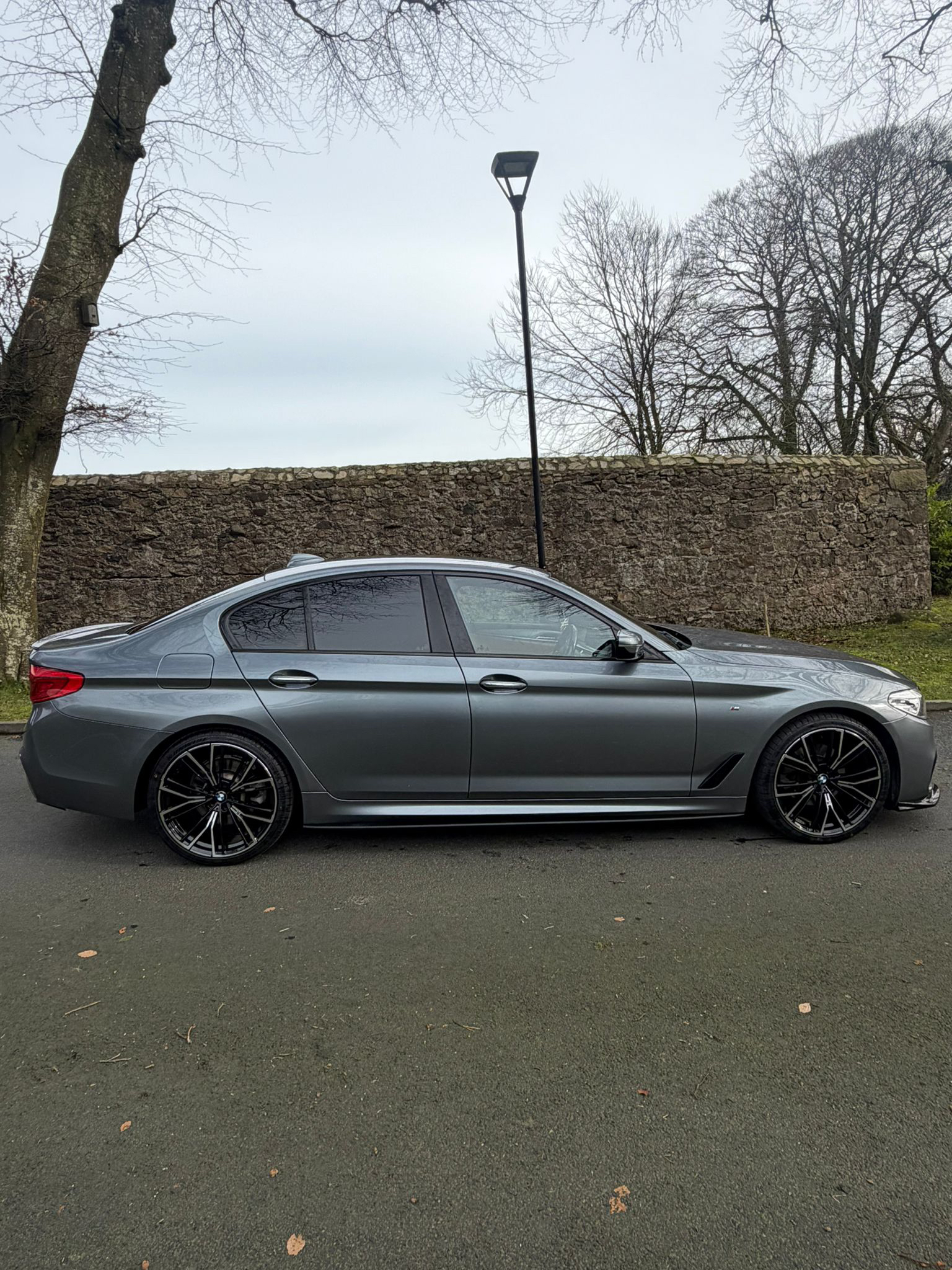 BMW 520d xDrive M Sport gallery image 10