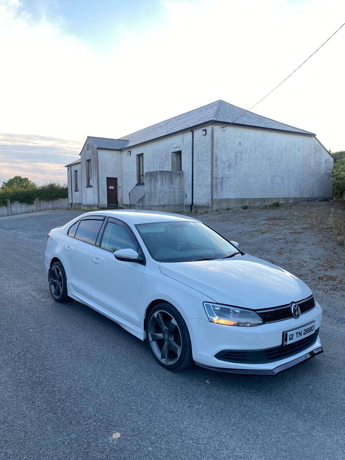 Volkswagen Jetta Mk6 gallery image 2