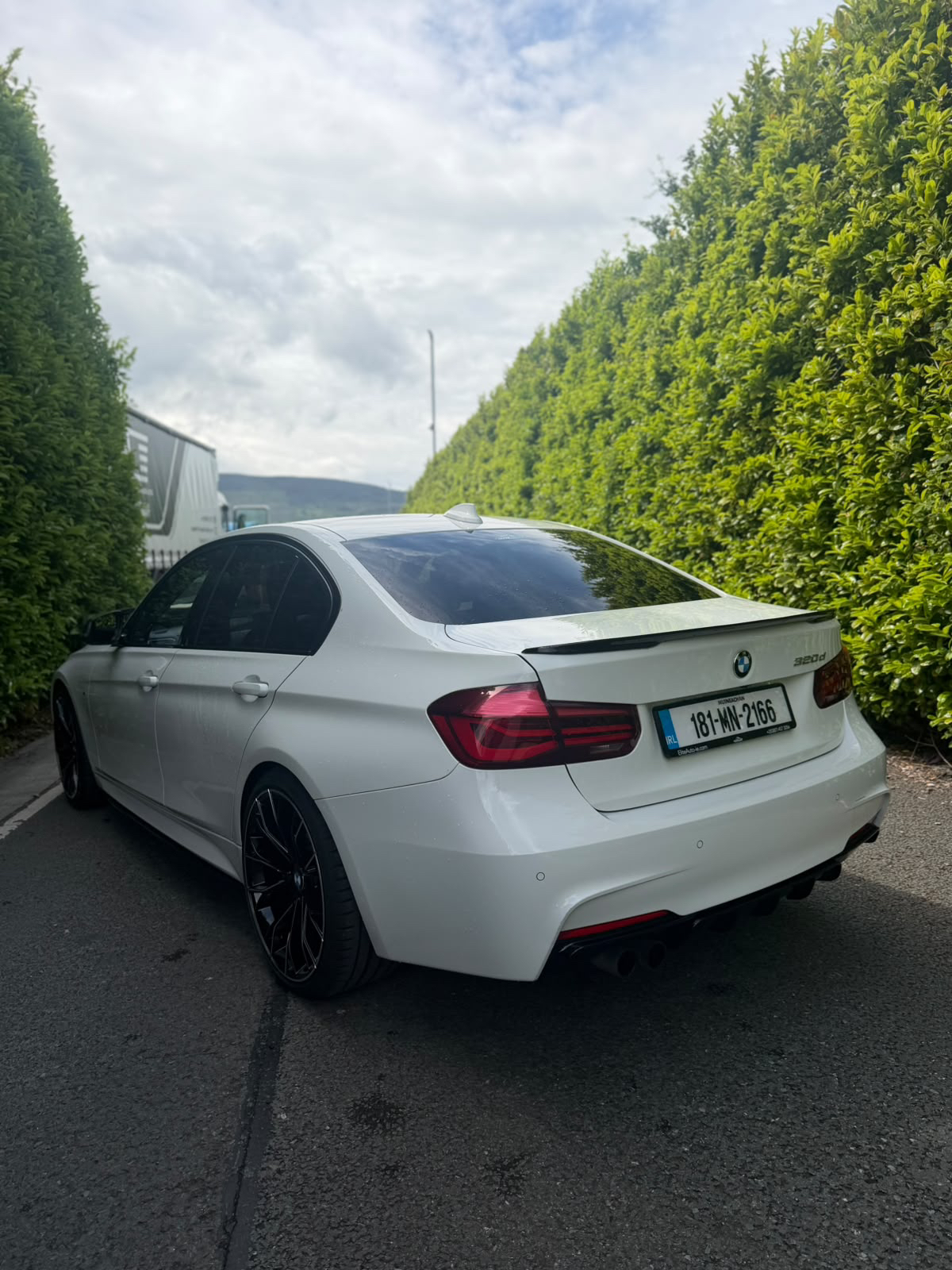 BMW 320d M Sport Shadow Edition gallery image 6