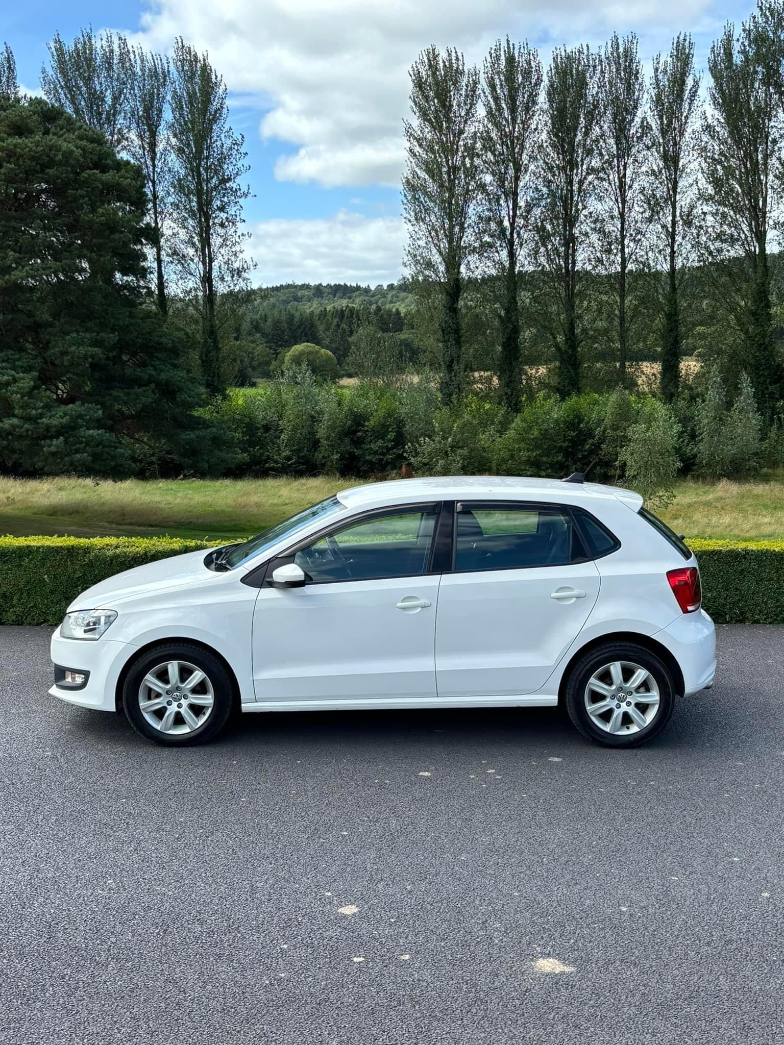 Volkswagen Polo Automatic gallery image 2