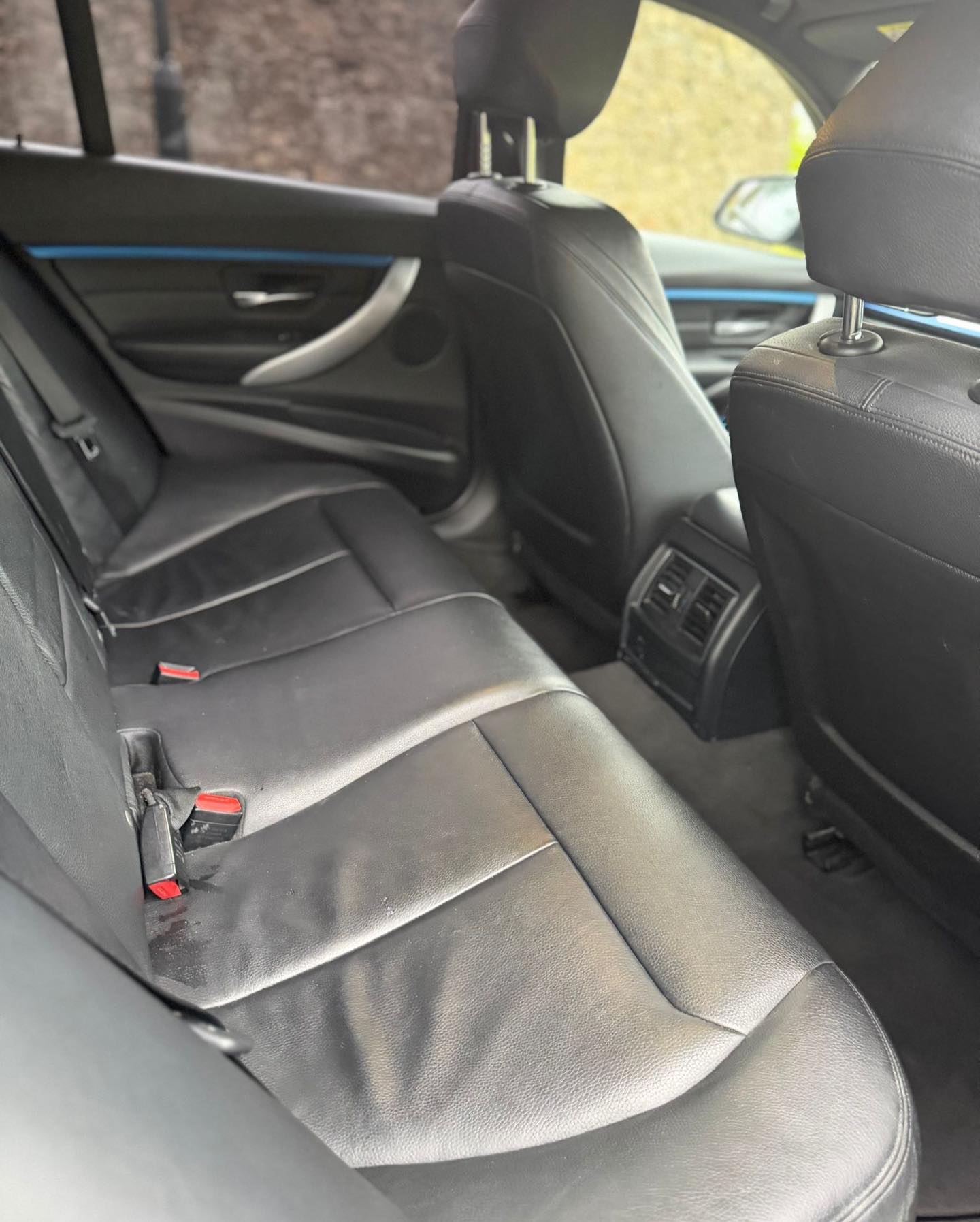BMW 320d M Sport Auto gallery image 11
