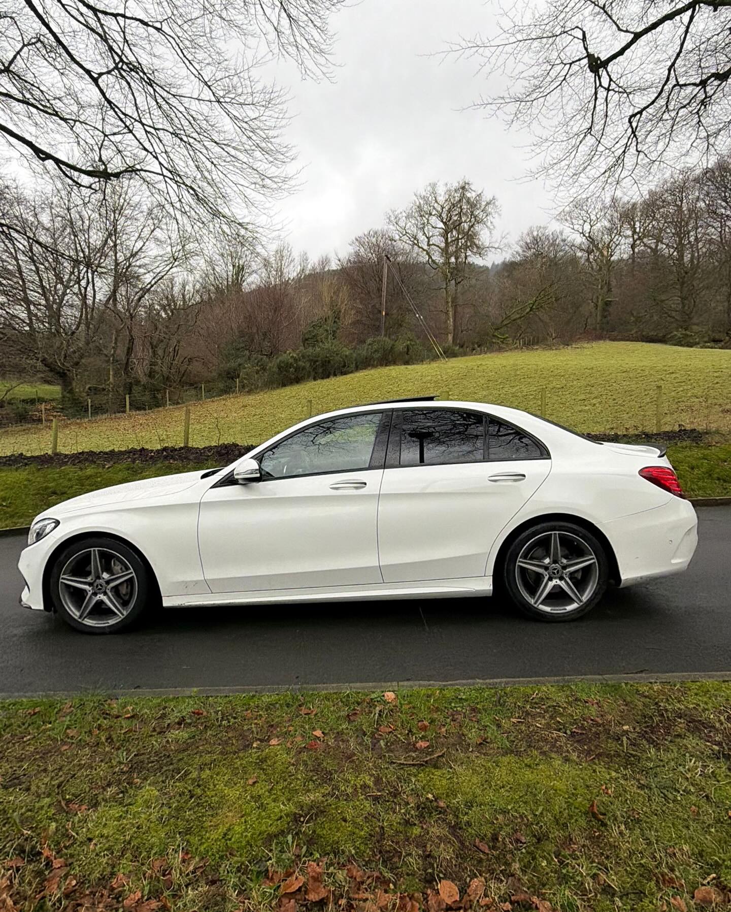 Mercedes-Benz C-Class AMG Line Premium Plus Auto gallery image 6