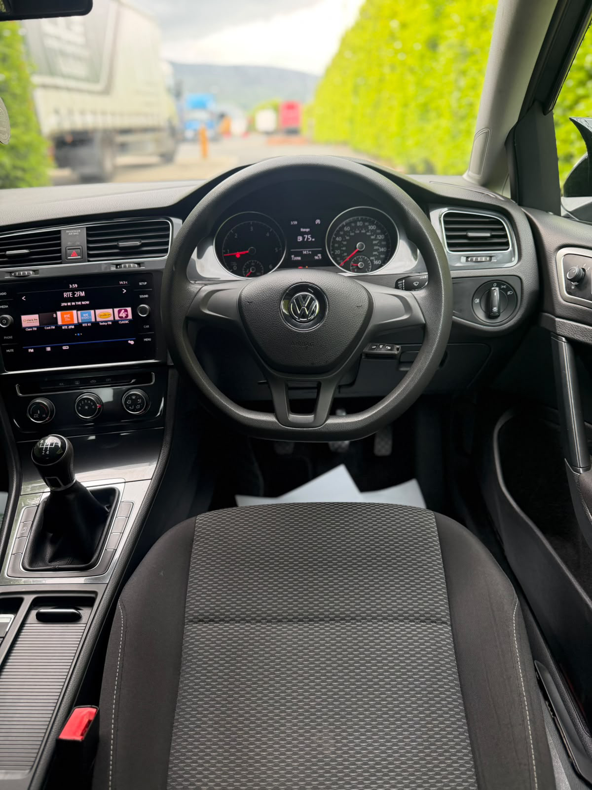 Volkswagen Golf Golf 1.6 TDI gallery image 10