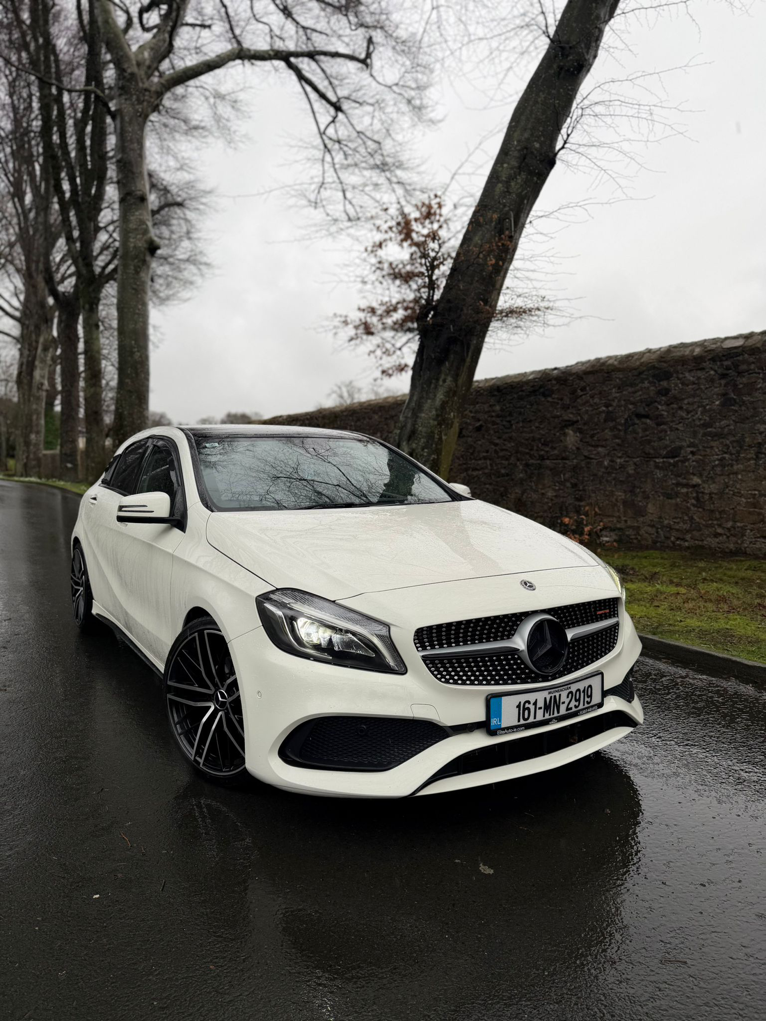 Mercedes-Benz C-Class AMG Line Premium Auto gallery image 2