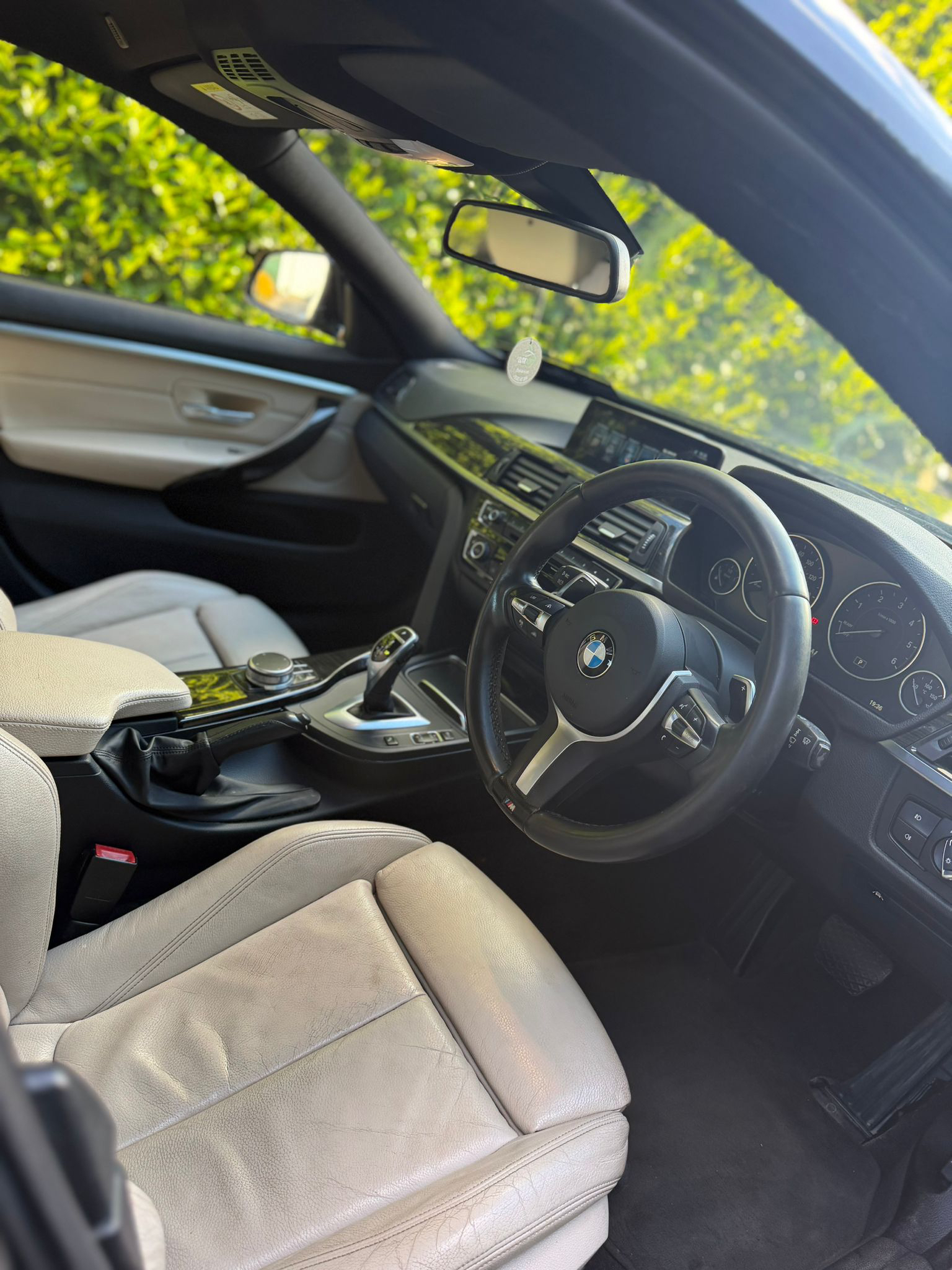 BMW 4 Series 420d M Sport Auto gallery image 12