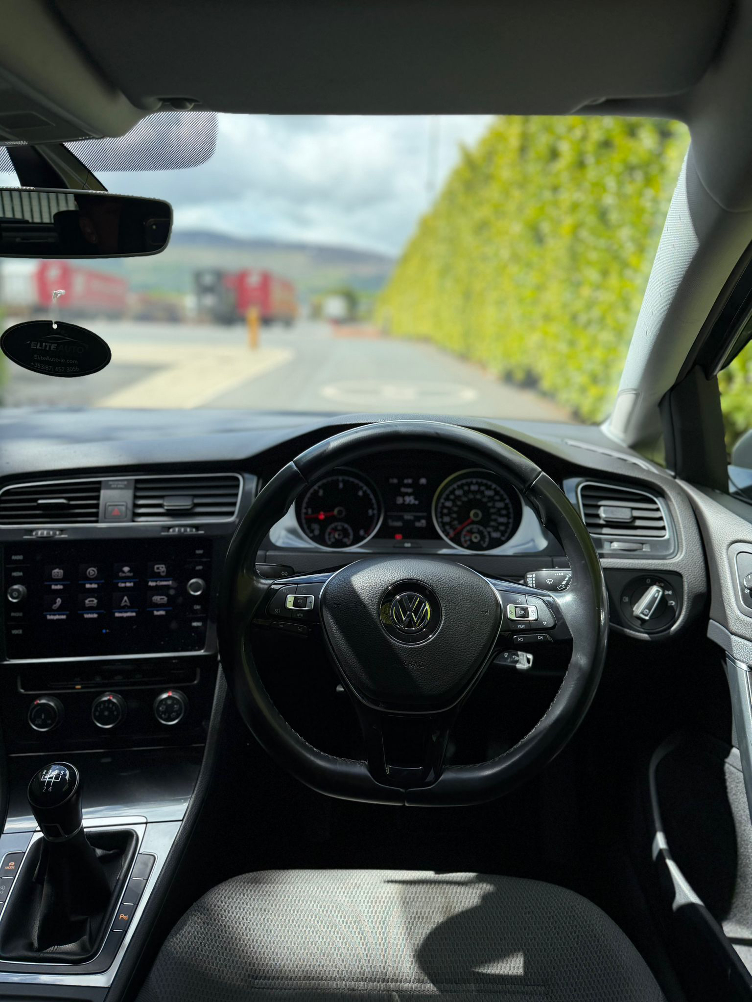 Volkswagen Golf Golf 1.6 SE NAV gallery image 13