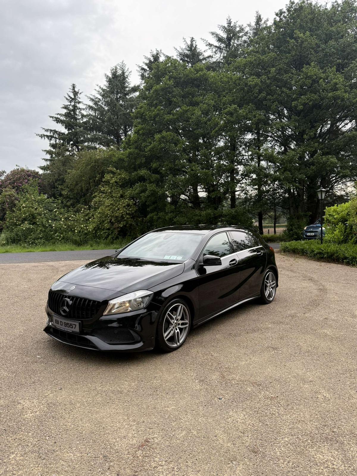 Mercedes-Benz A-Class AMG Line Auto gallery image 2
