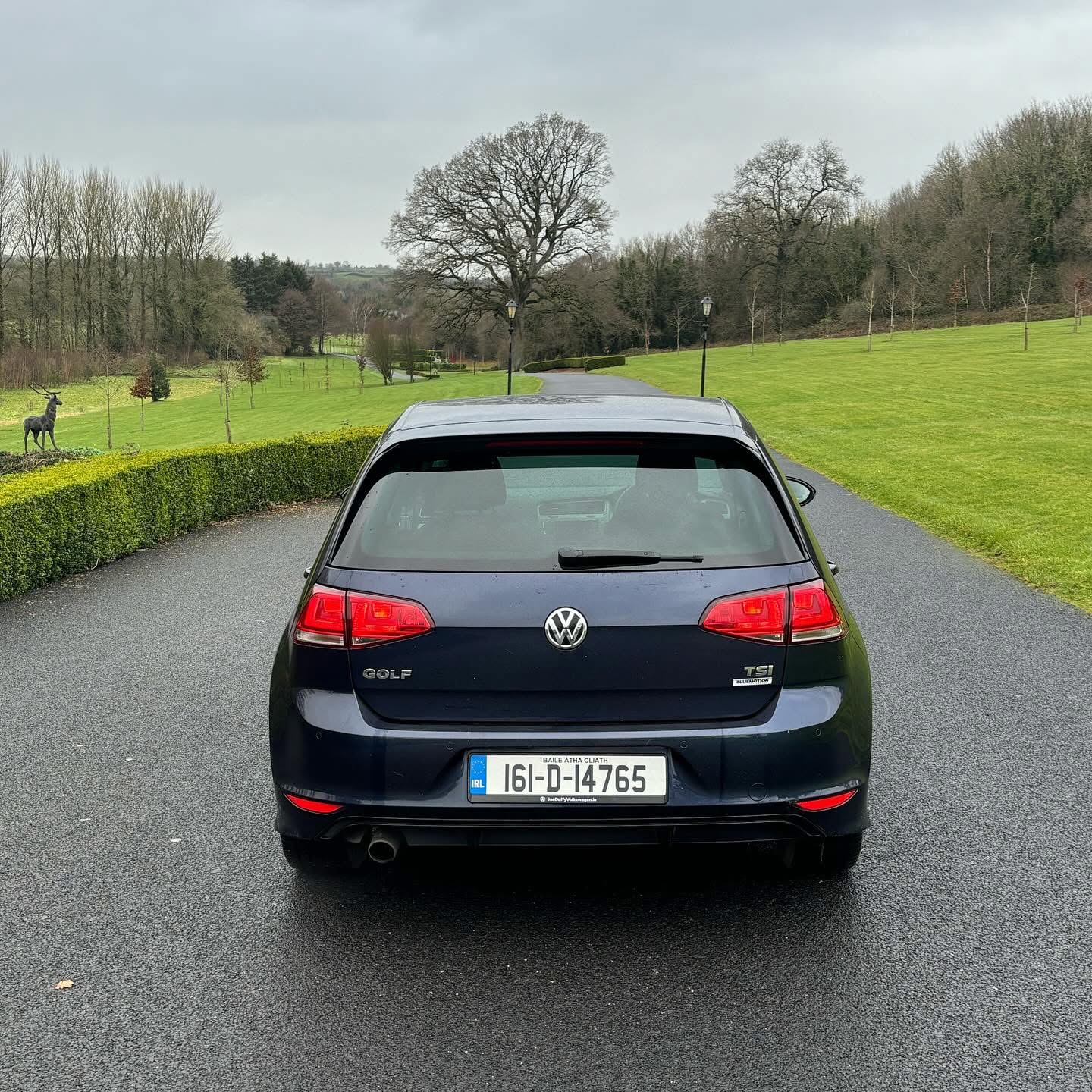 Volkswagen Golf R R - Line 1.2 TSI gallery image 3