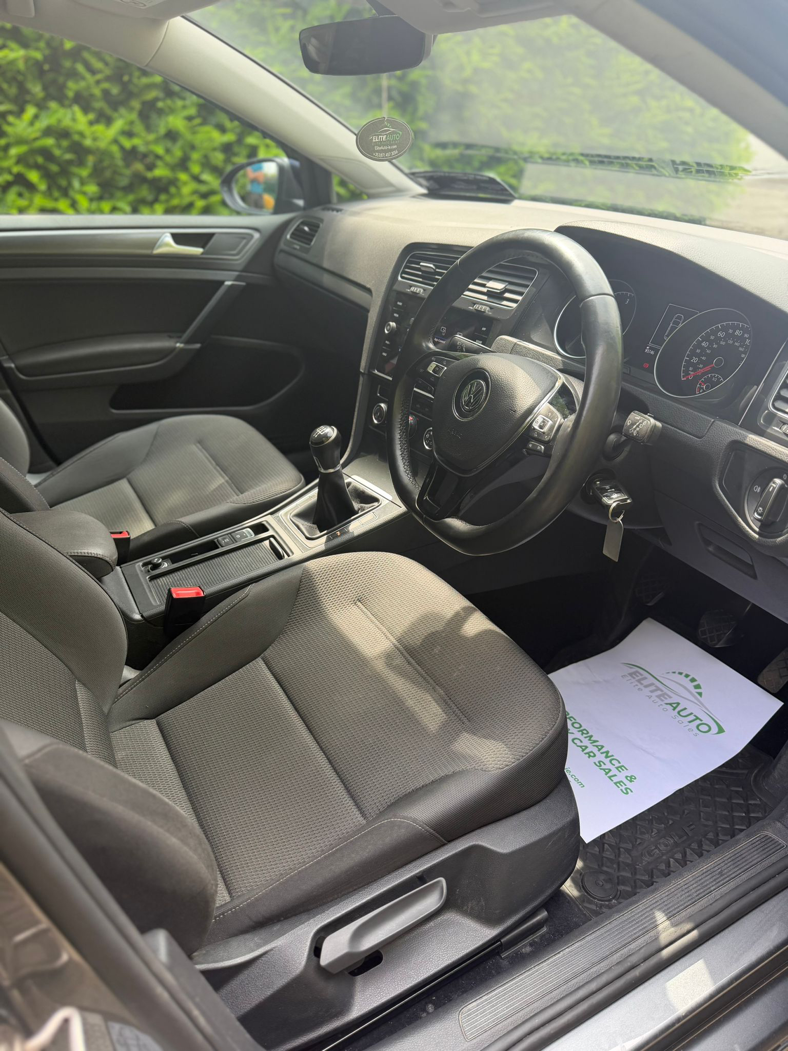Volkswagen Golf SE NAV 1.6 TDI gallery image 8