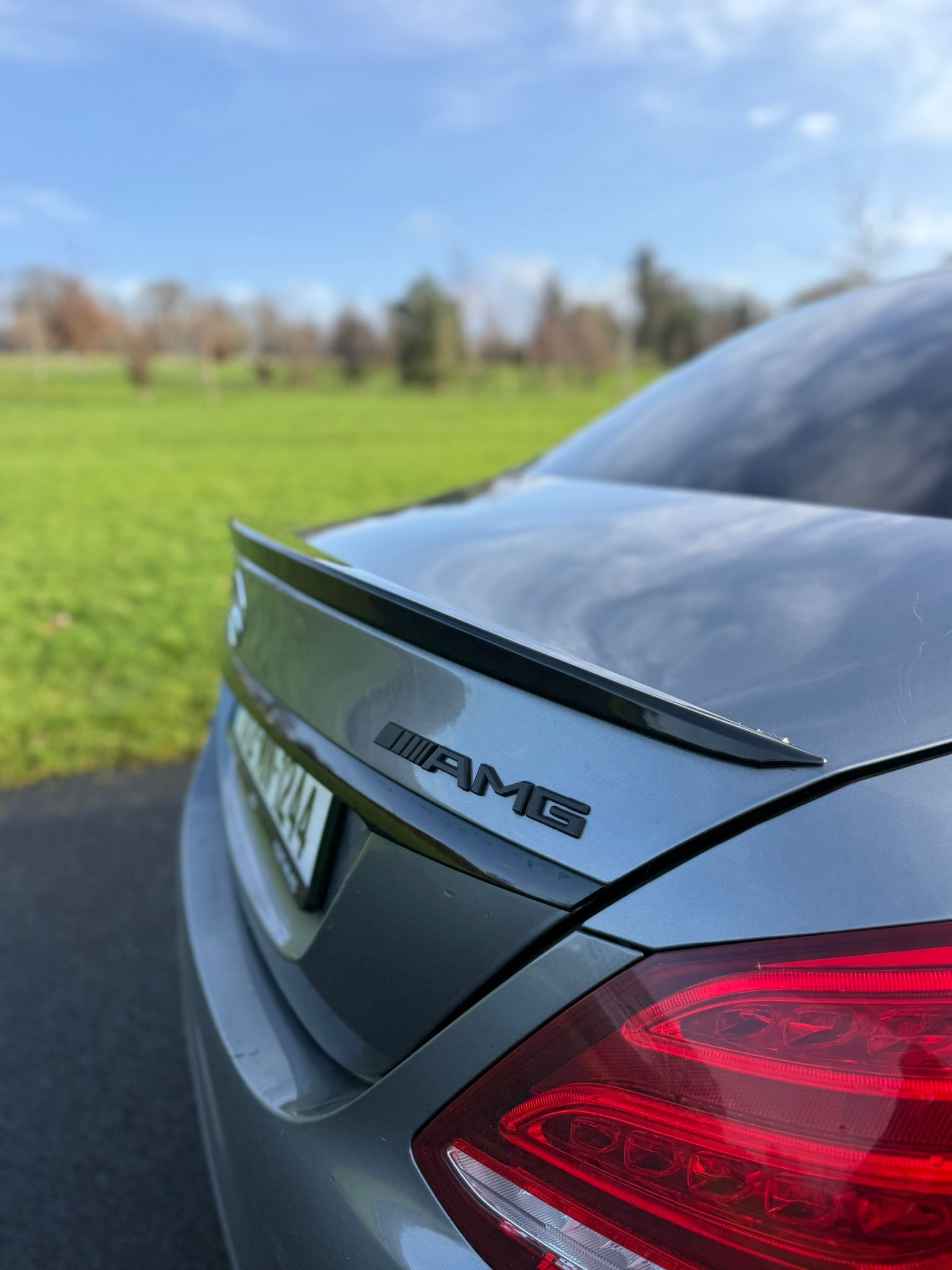 Mercedes-Benz C250 AMG Line Auto gallery image 6