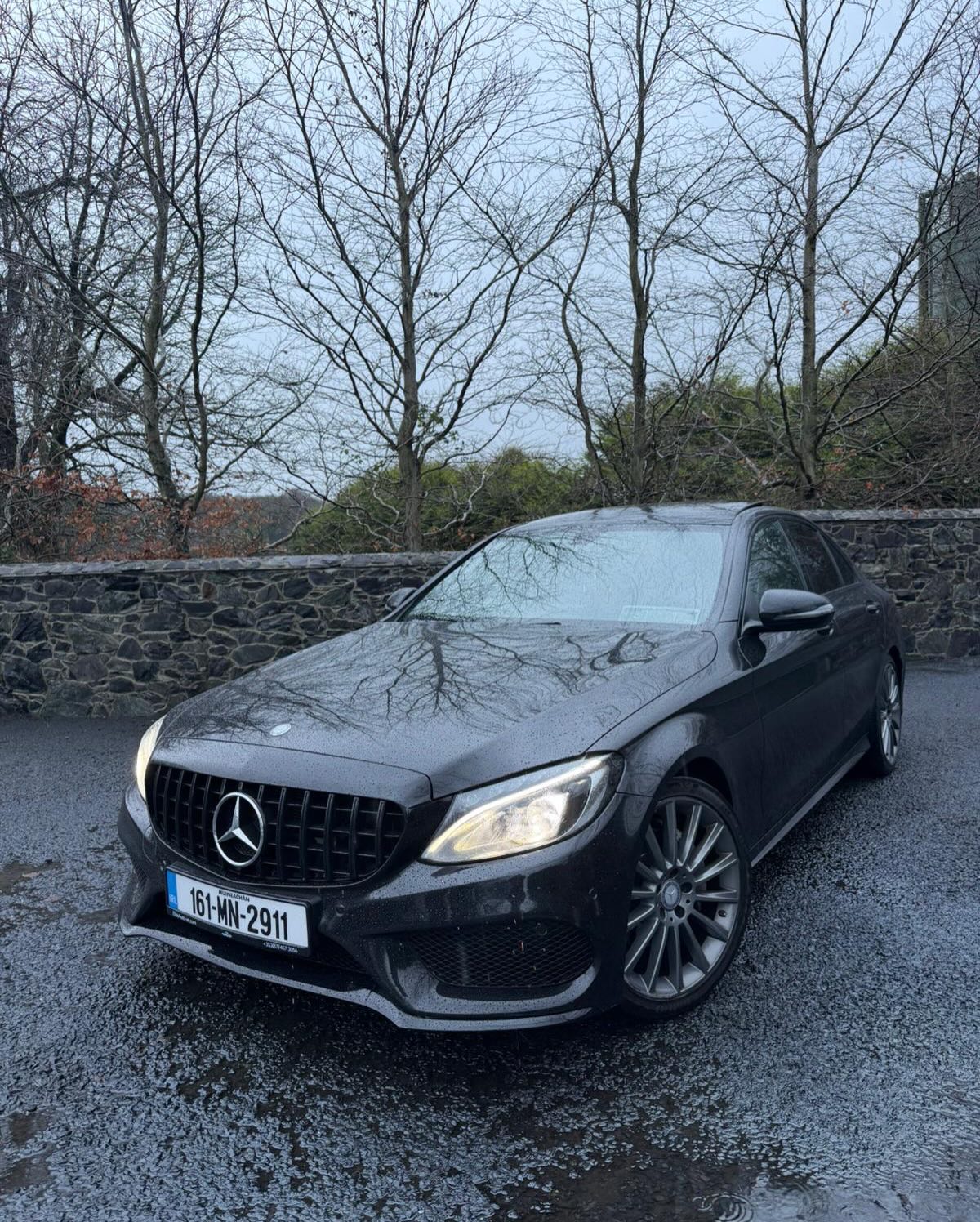Mercedes-Benz C-Class AMG Line Premium Auto gallery image 2