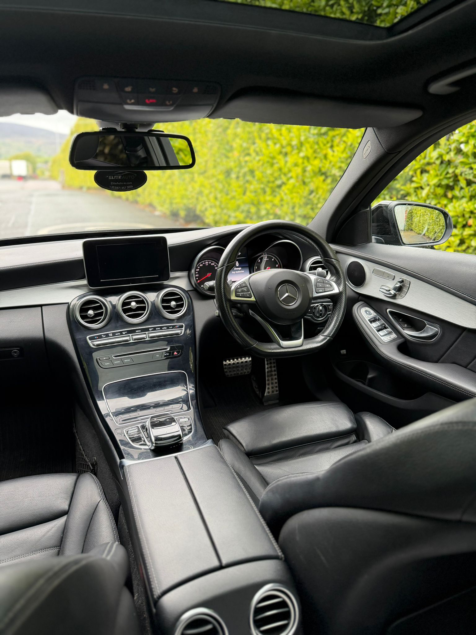 Mercedes-Benz C Class AMG Line gallery image 10