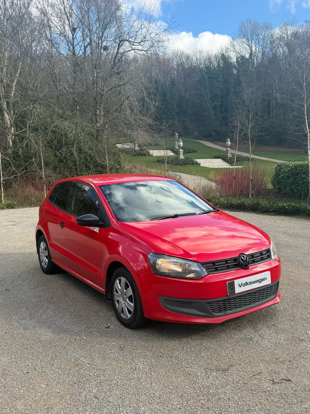 Volkswagen Polo 1.2 Manual gallery image 2