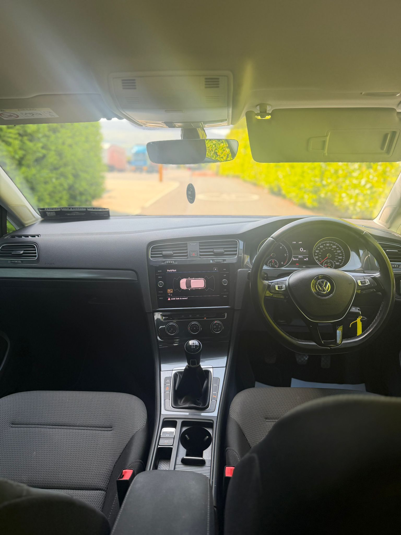Volkswagen Golf SE NAV 1.6 gallery image 7
