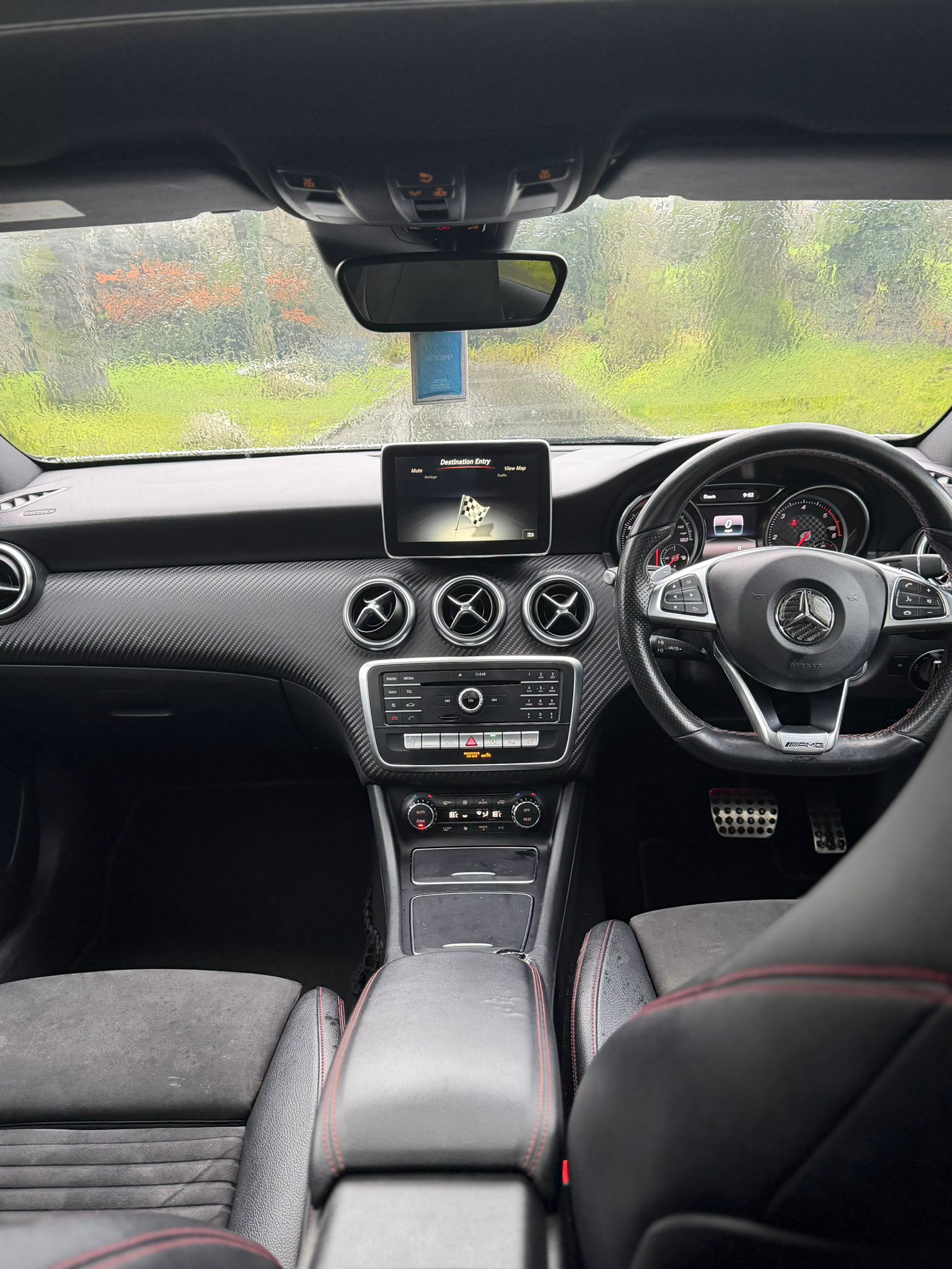 Mercedes-Benz C-Class AMG Line Premium Auto gallery image 8