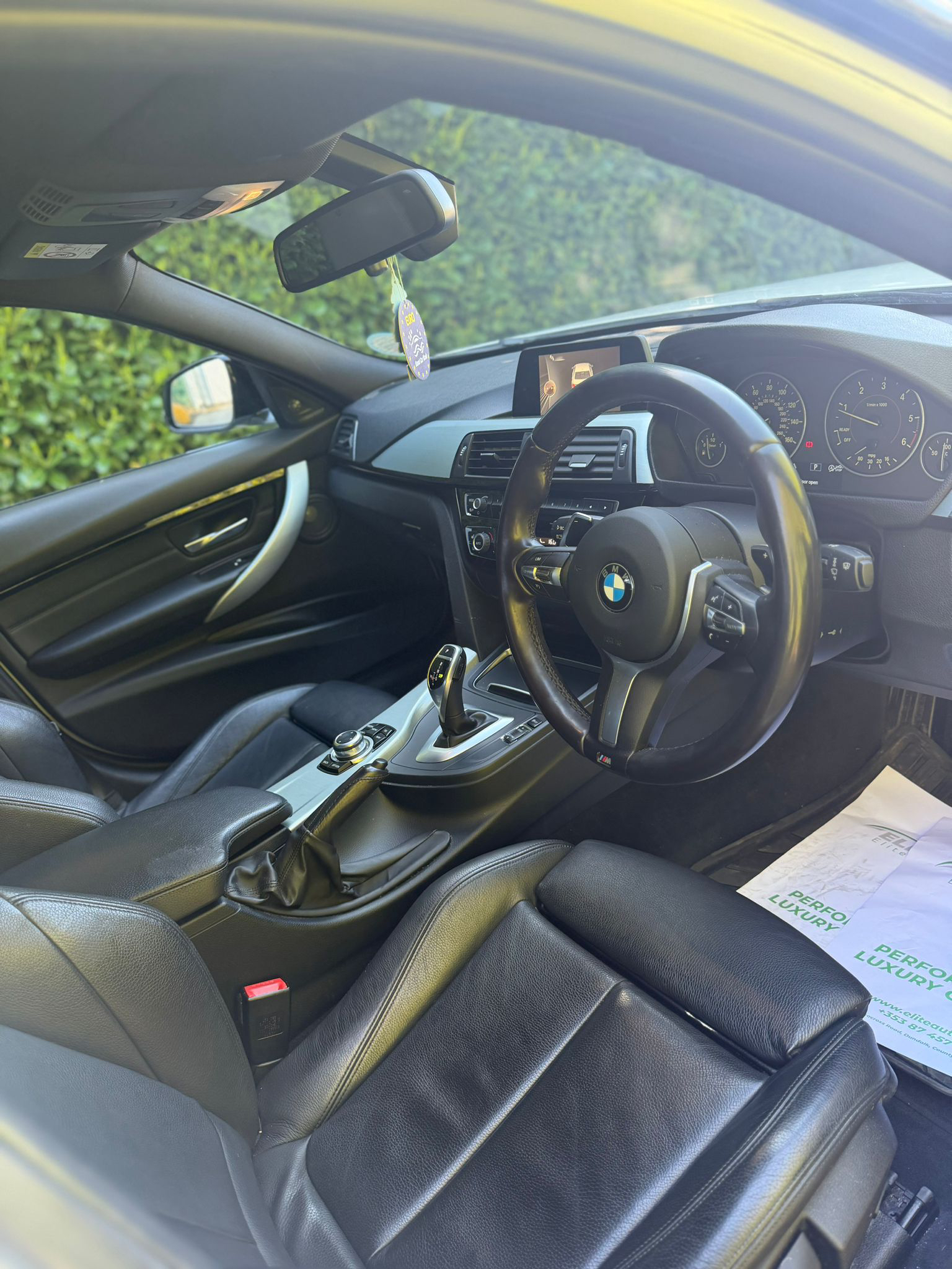 BMW 320d M Sport Shadow Edition Auto gallery image 14