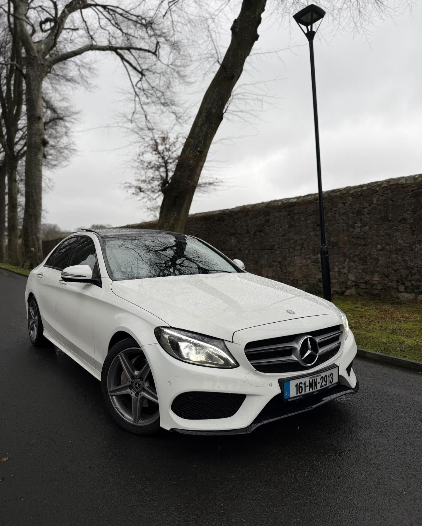 Mercedes-Benz C-Class AMG Line Premium Plus Auto gallery image 2
