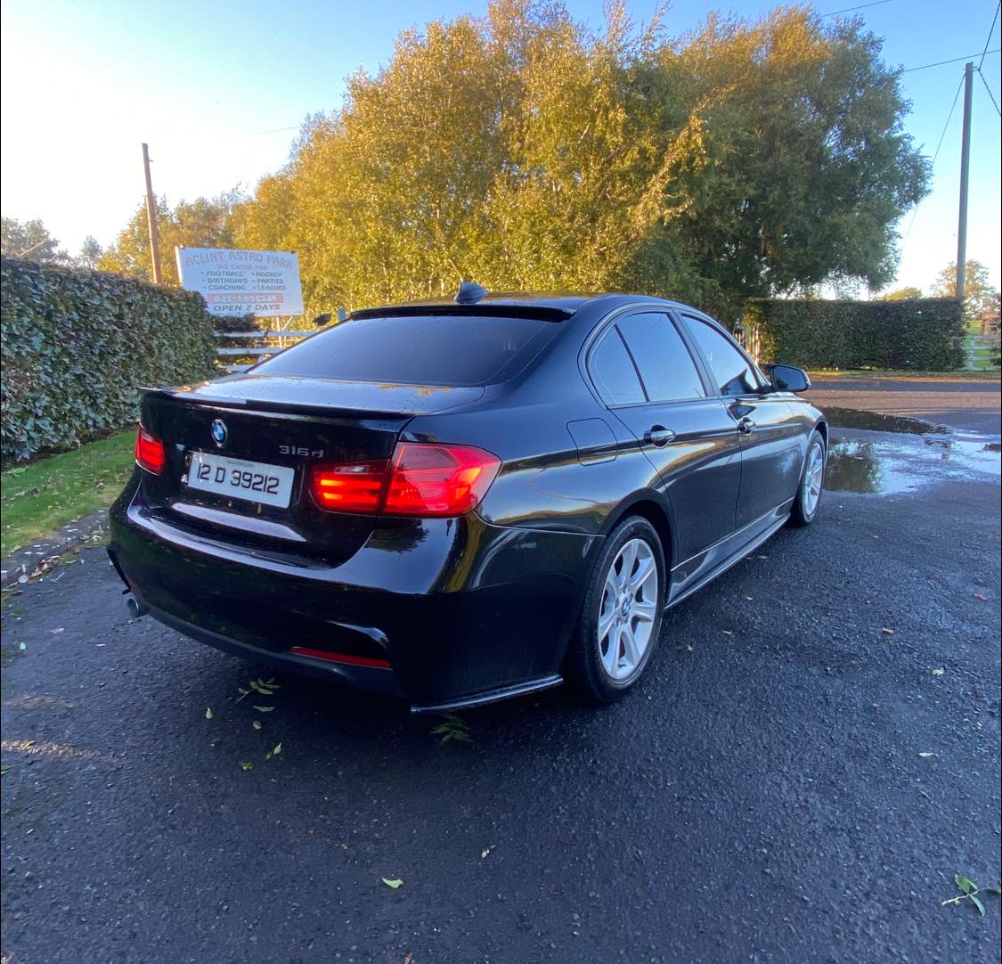 BMW 316d gallery image 3