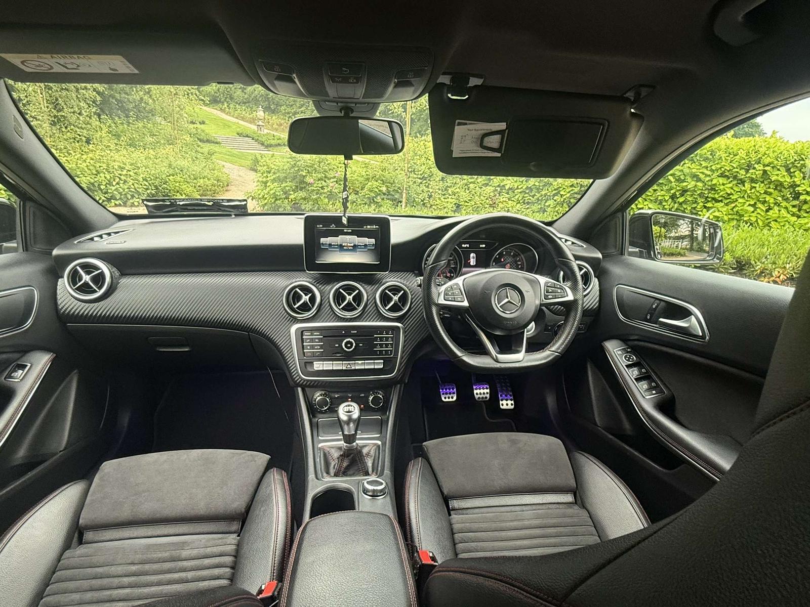 Mercedes-Benz A-Class AMG Line Auto gallery image 4