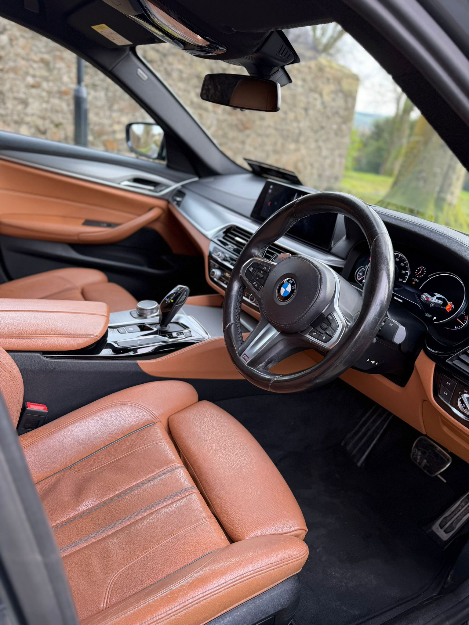BMW 520d xDrive M Sport gallery image 6
