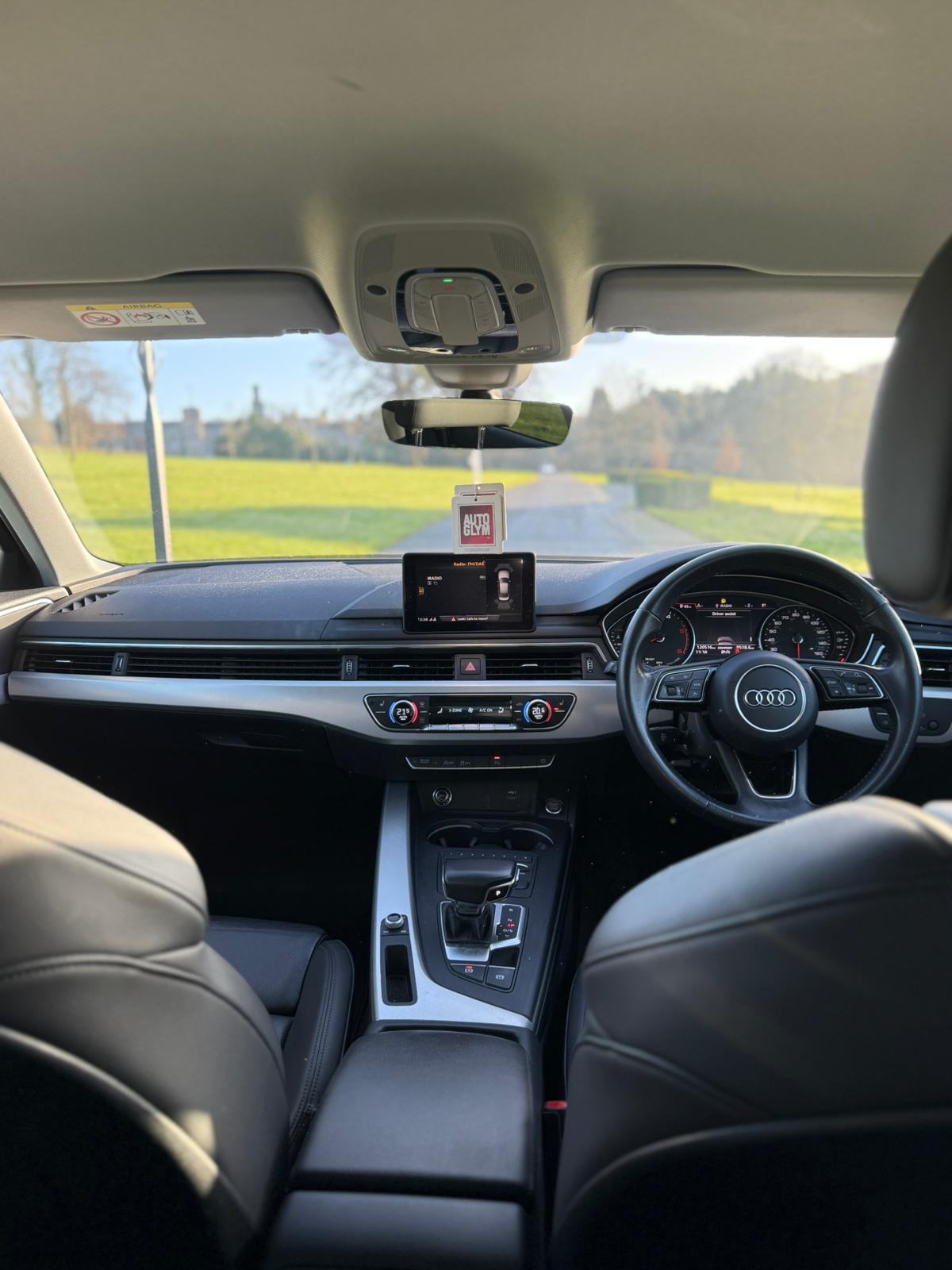 Audi A4 2.0 TDI Auto gallery image 13