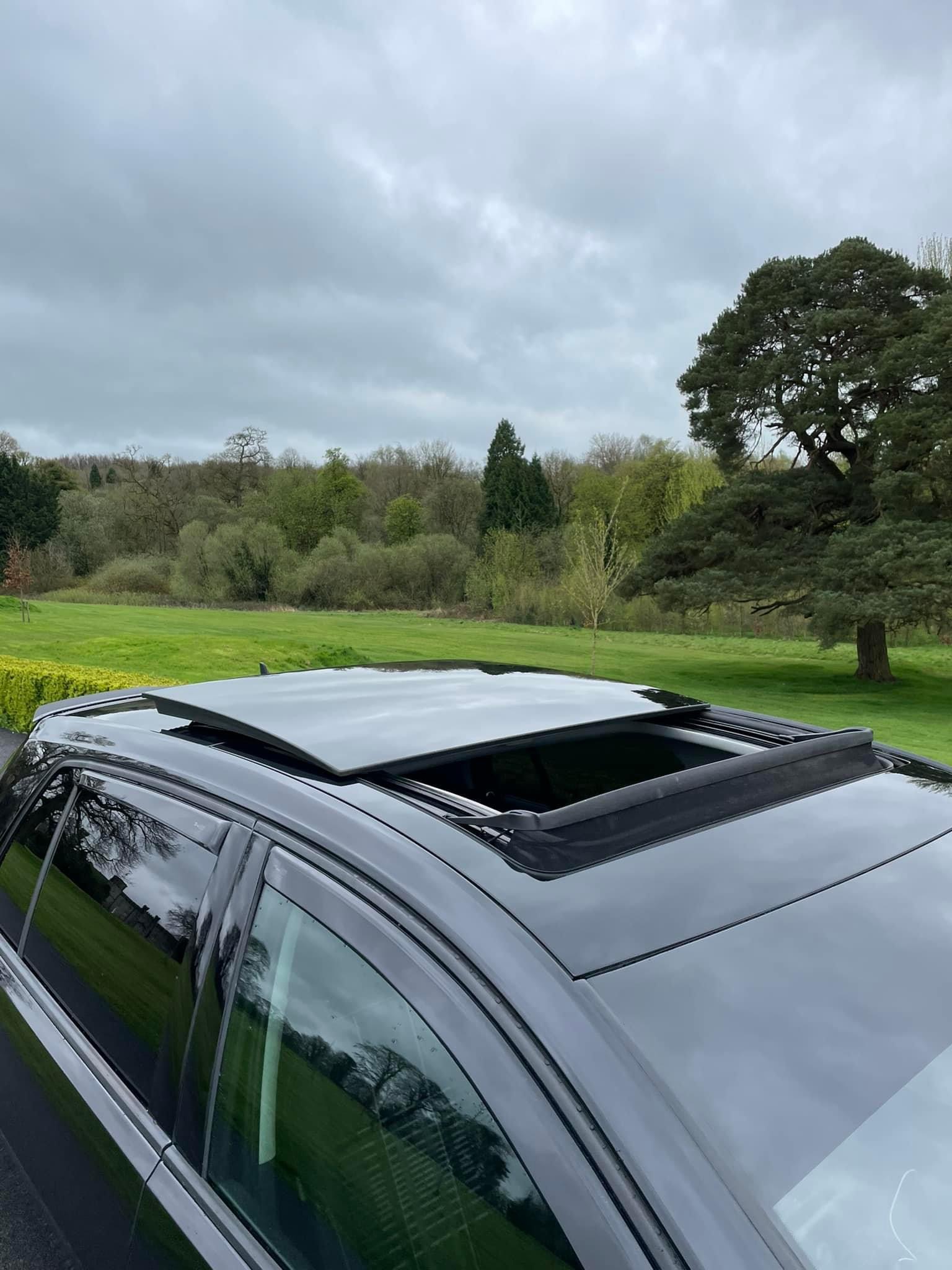 Volkswagen Golf 1.6 Sunroof gallery image 3