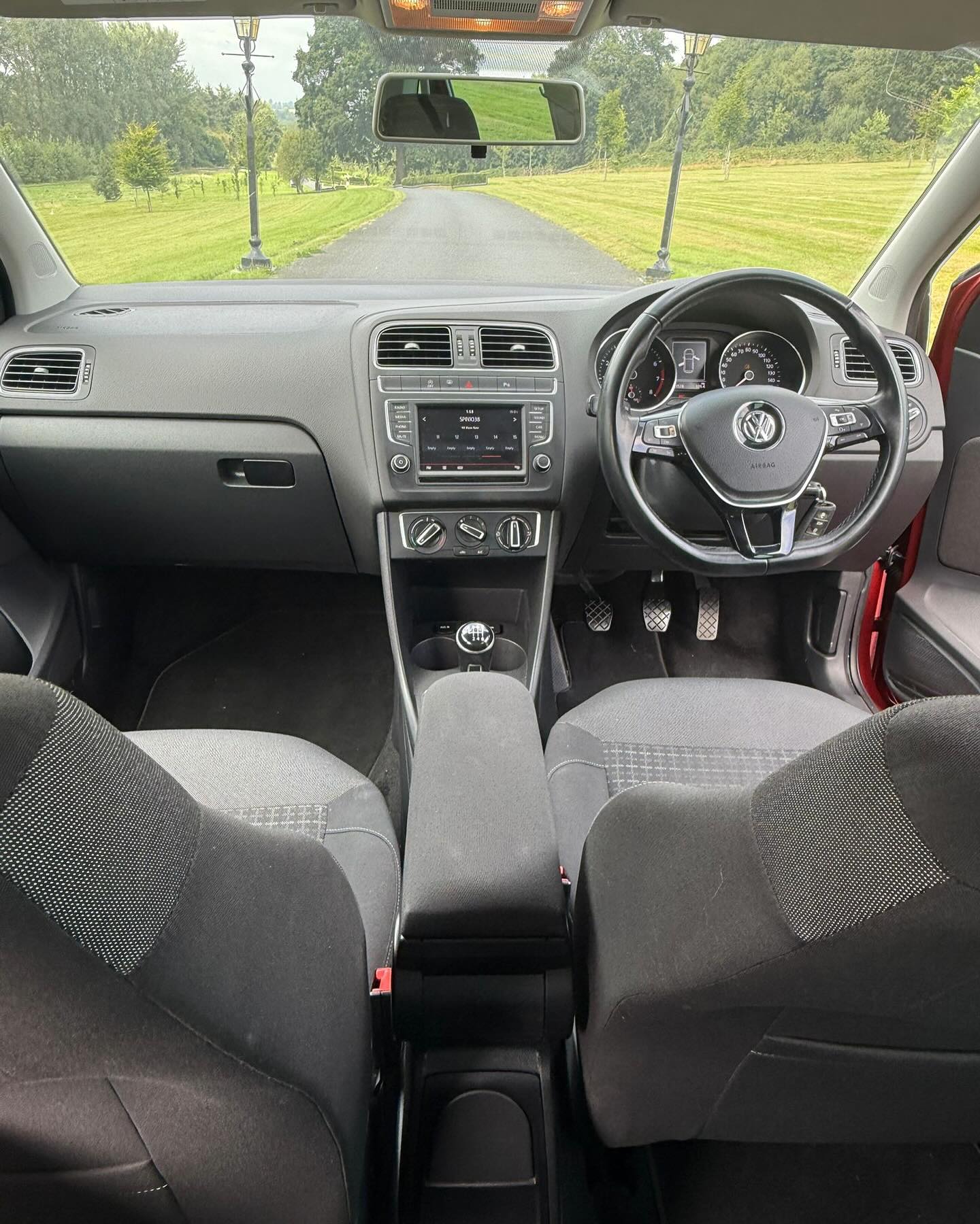 Volkswagen Polo Manual gallery image 7