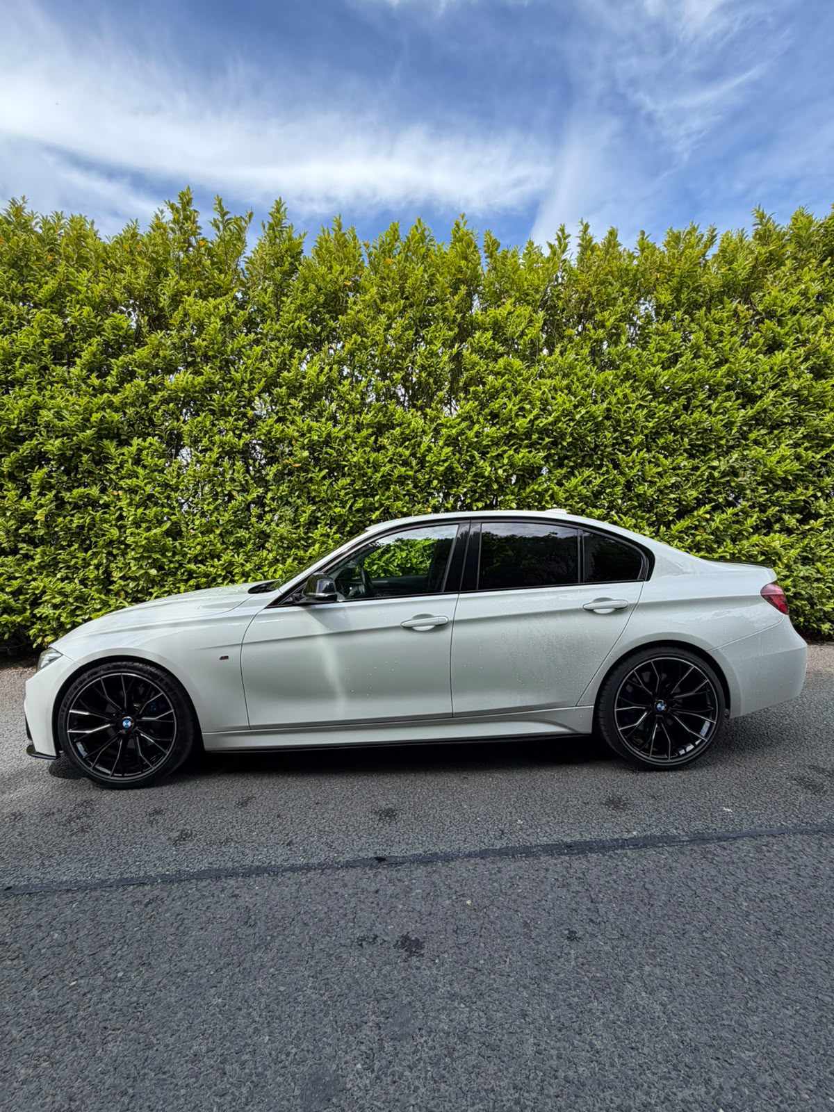 BMW 320d M Sport Shadow Edition gallery image 4
