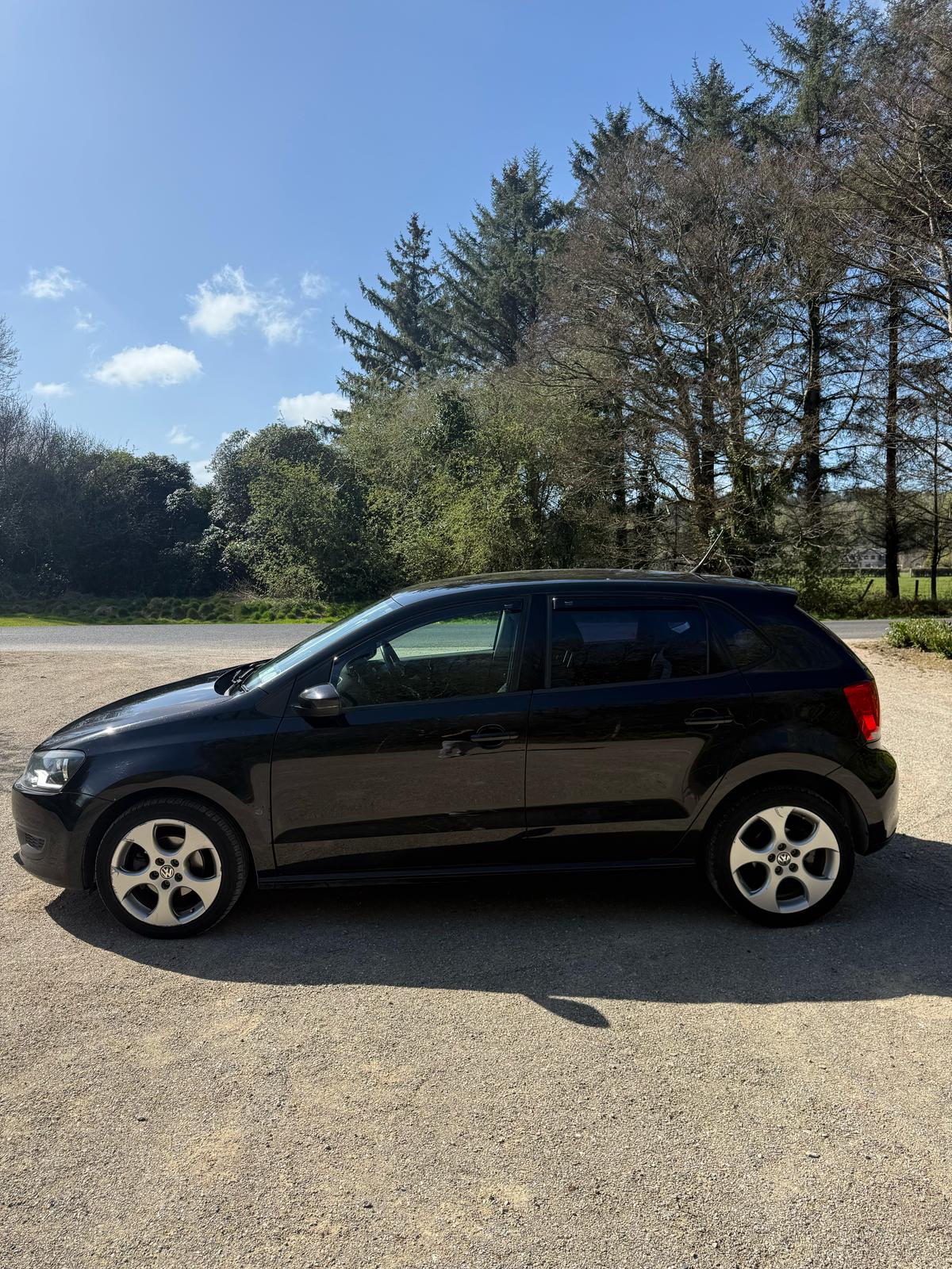 Volkswagen Polo Automatic gallery image 3