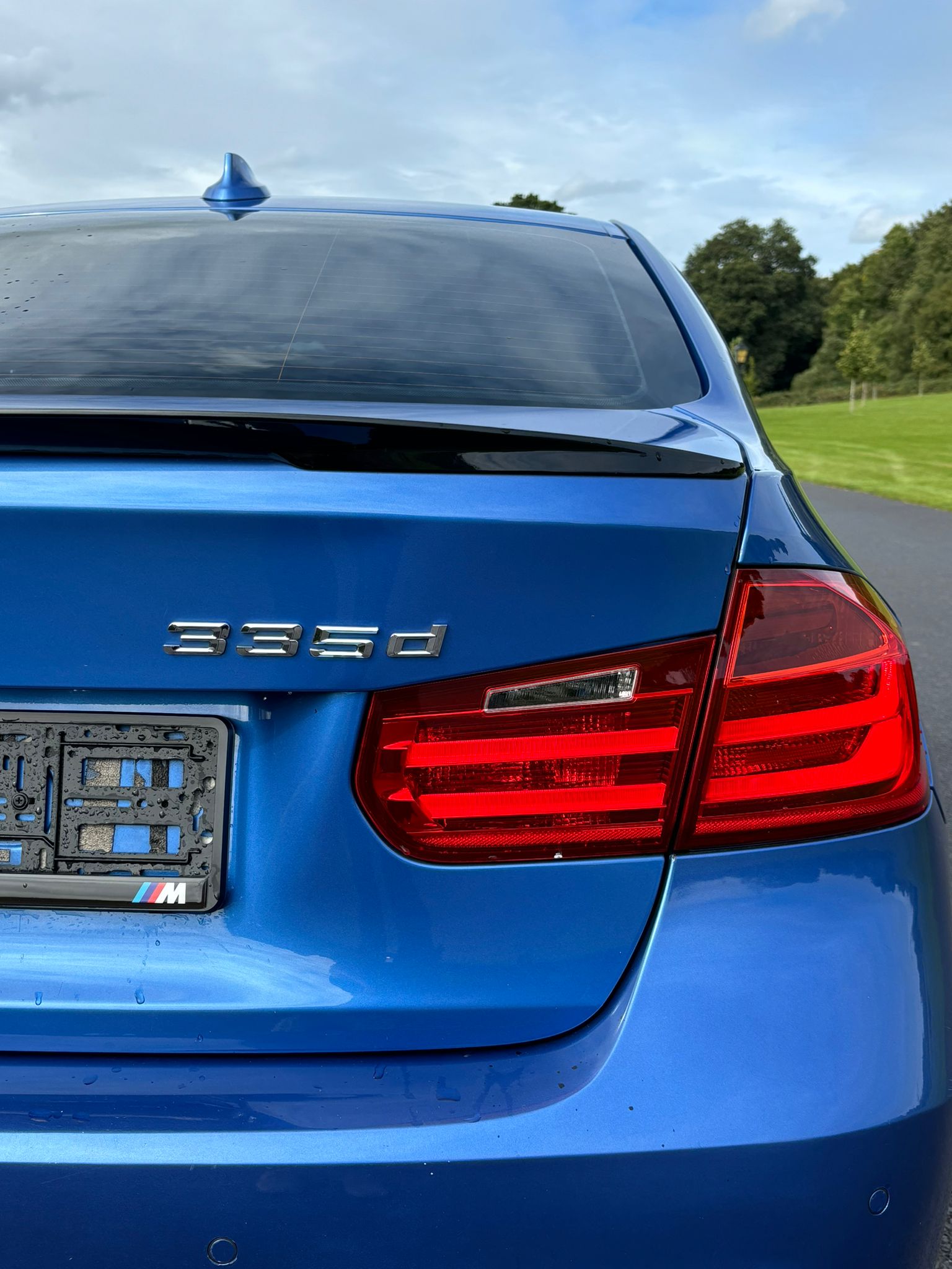 BMW 330d Auto gallery image 4