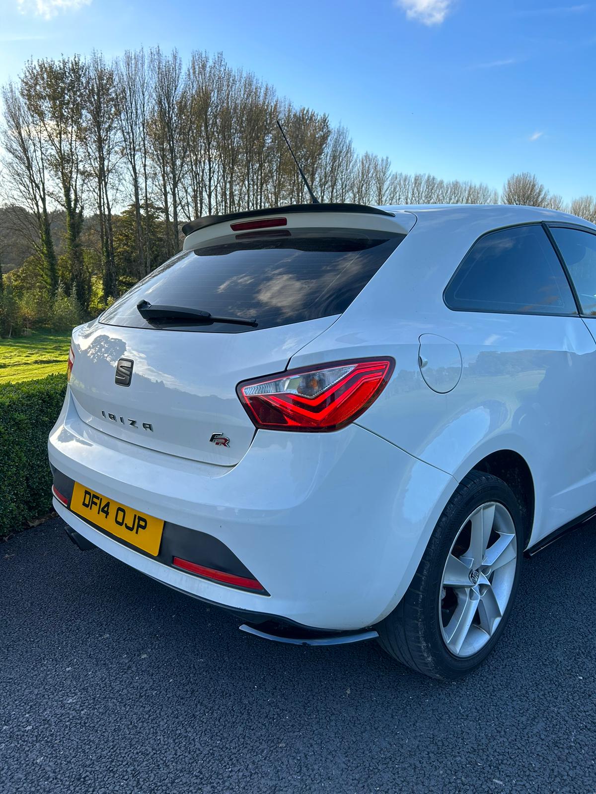 SEAT Ibiza FR gallery image 5