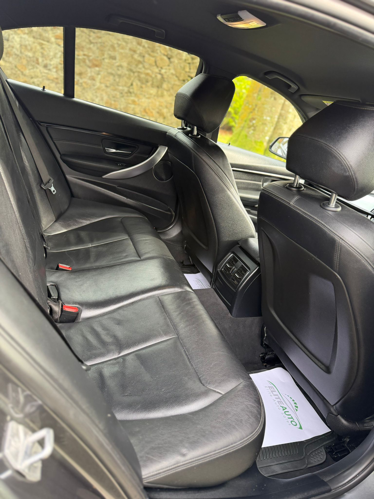 BMW 320d M Sport Auto gallery image 14