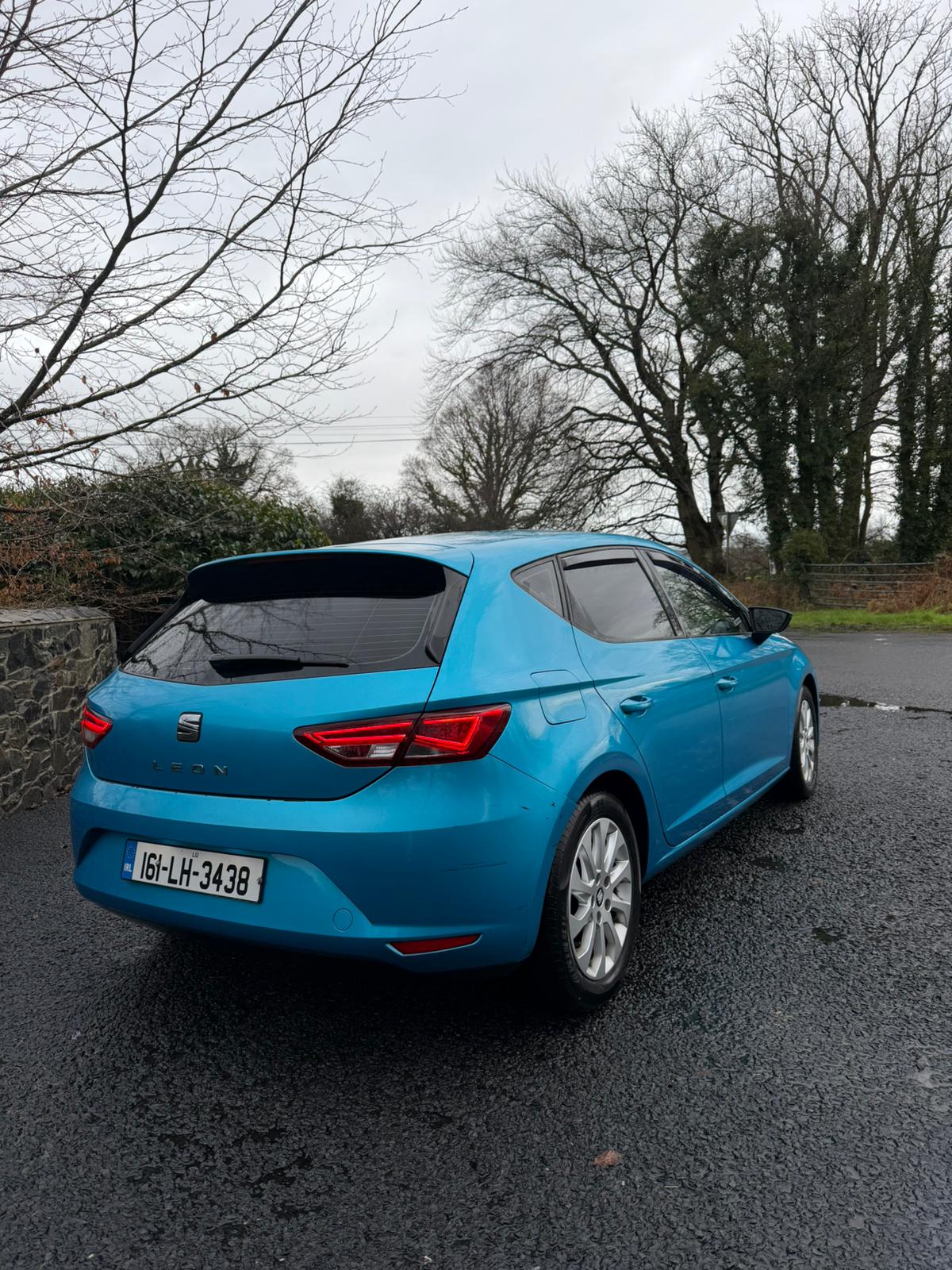 SEAT Leon 1.6 TDI 110PS gallery image 6