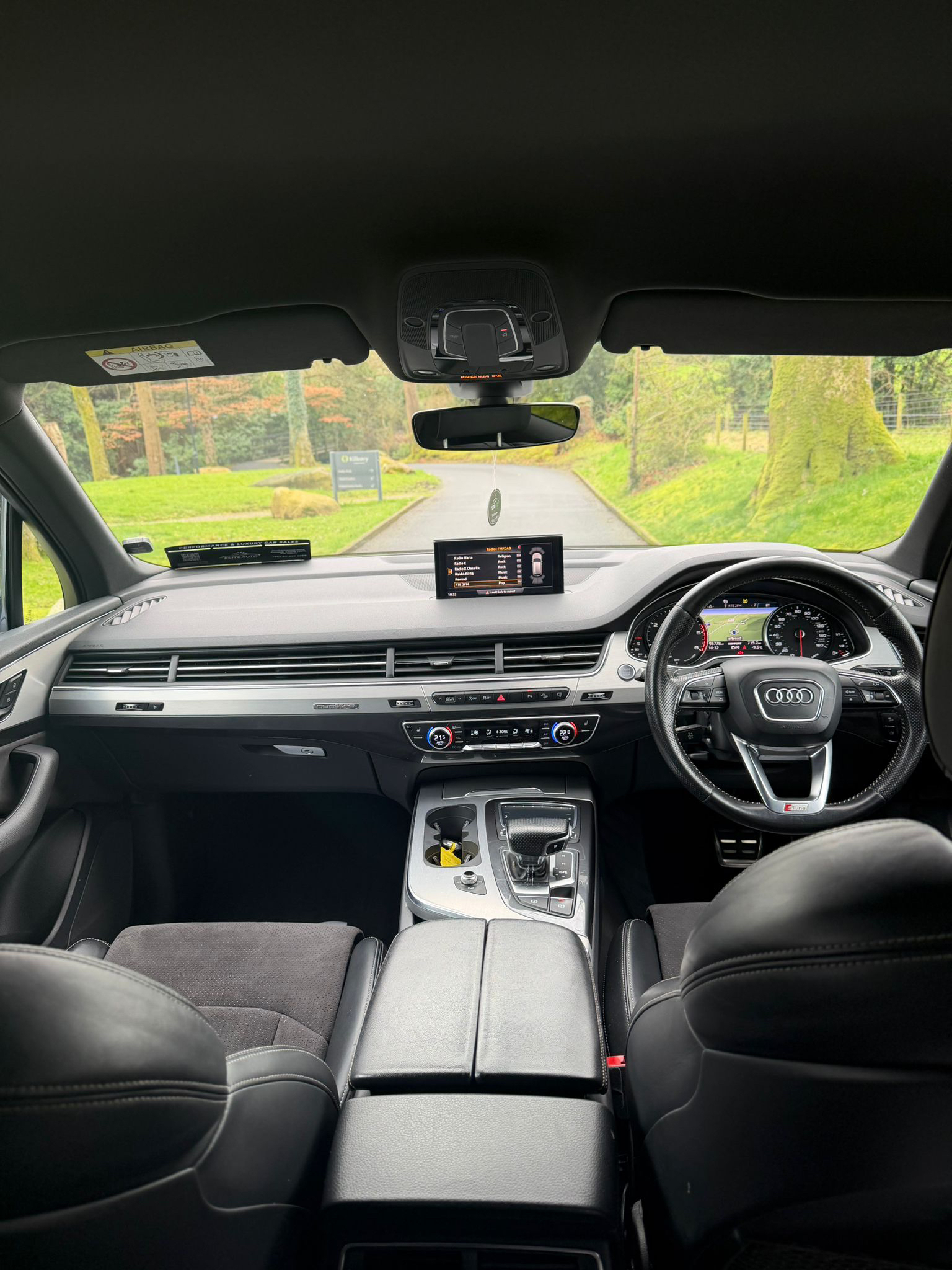 Audi Q7 S Line Quattro 3.0 TDI M gallery image 15