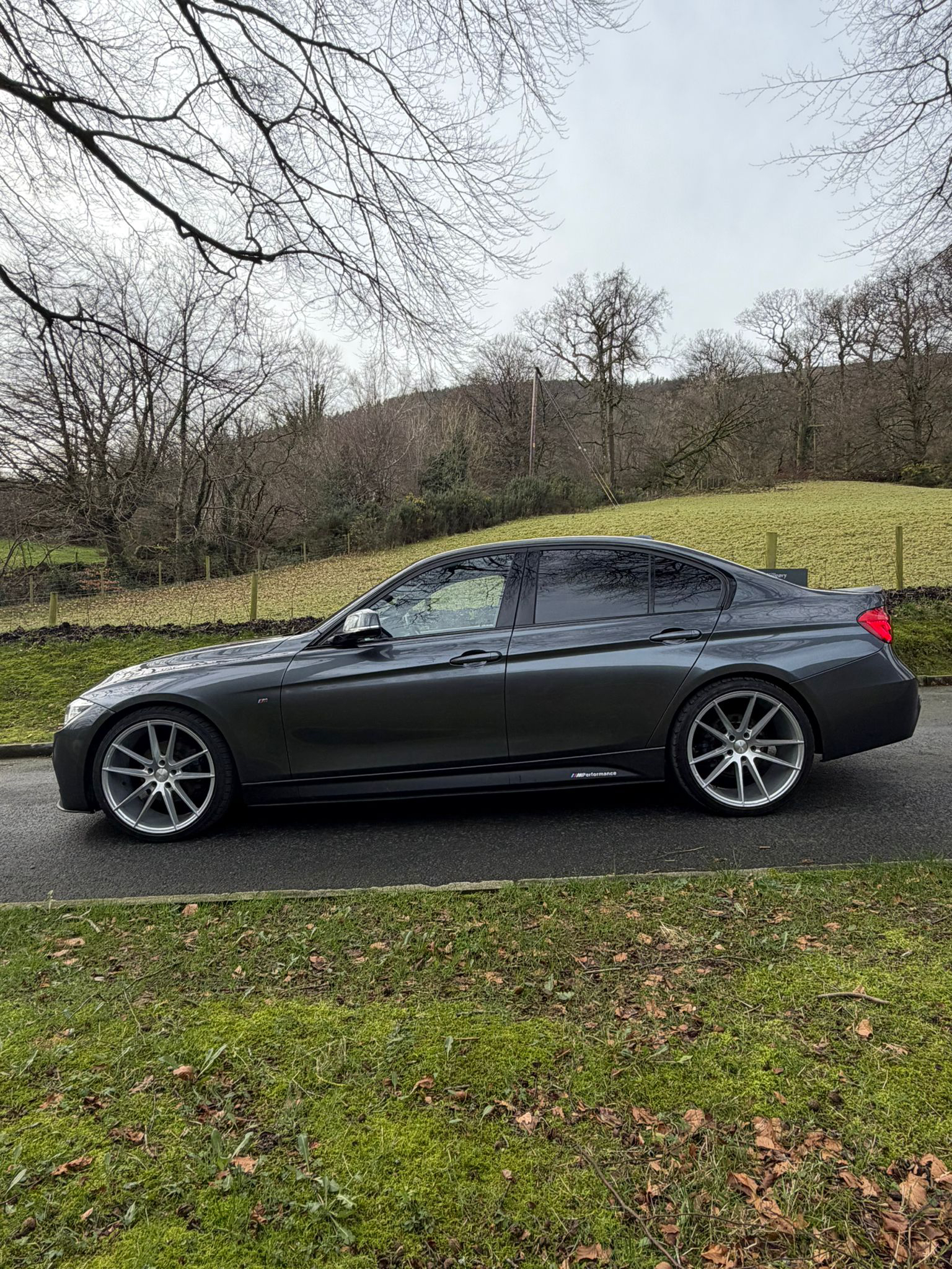 BMW 320d M Sport Auto gallery image 10
