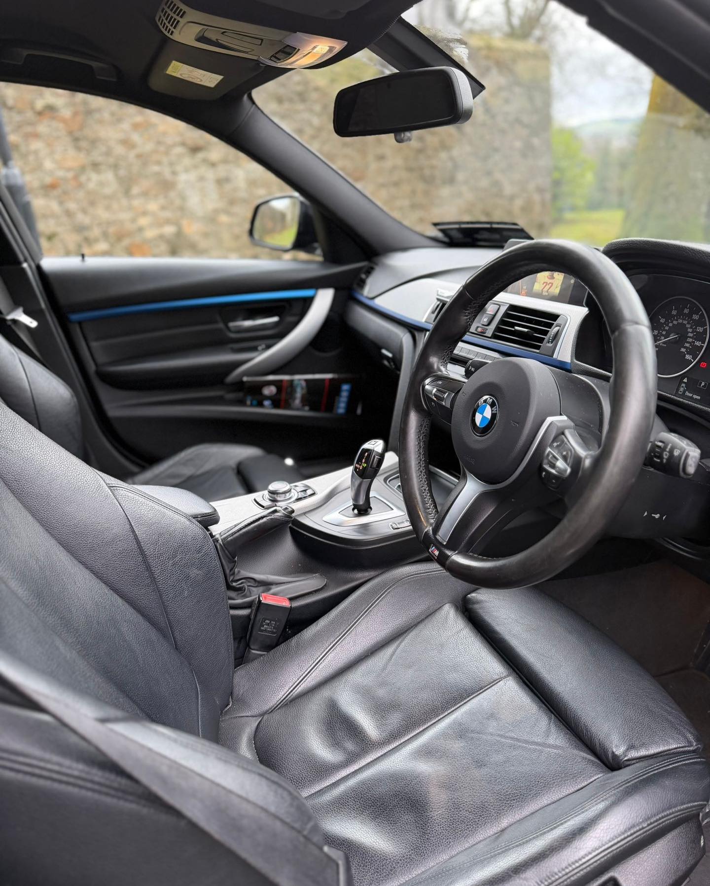 BMW 320d M Sport Auto gallery image 10