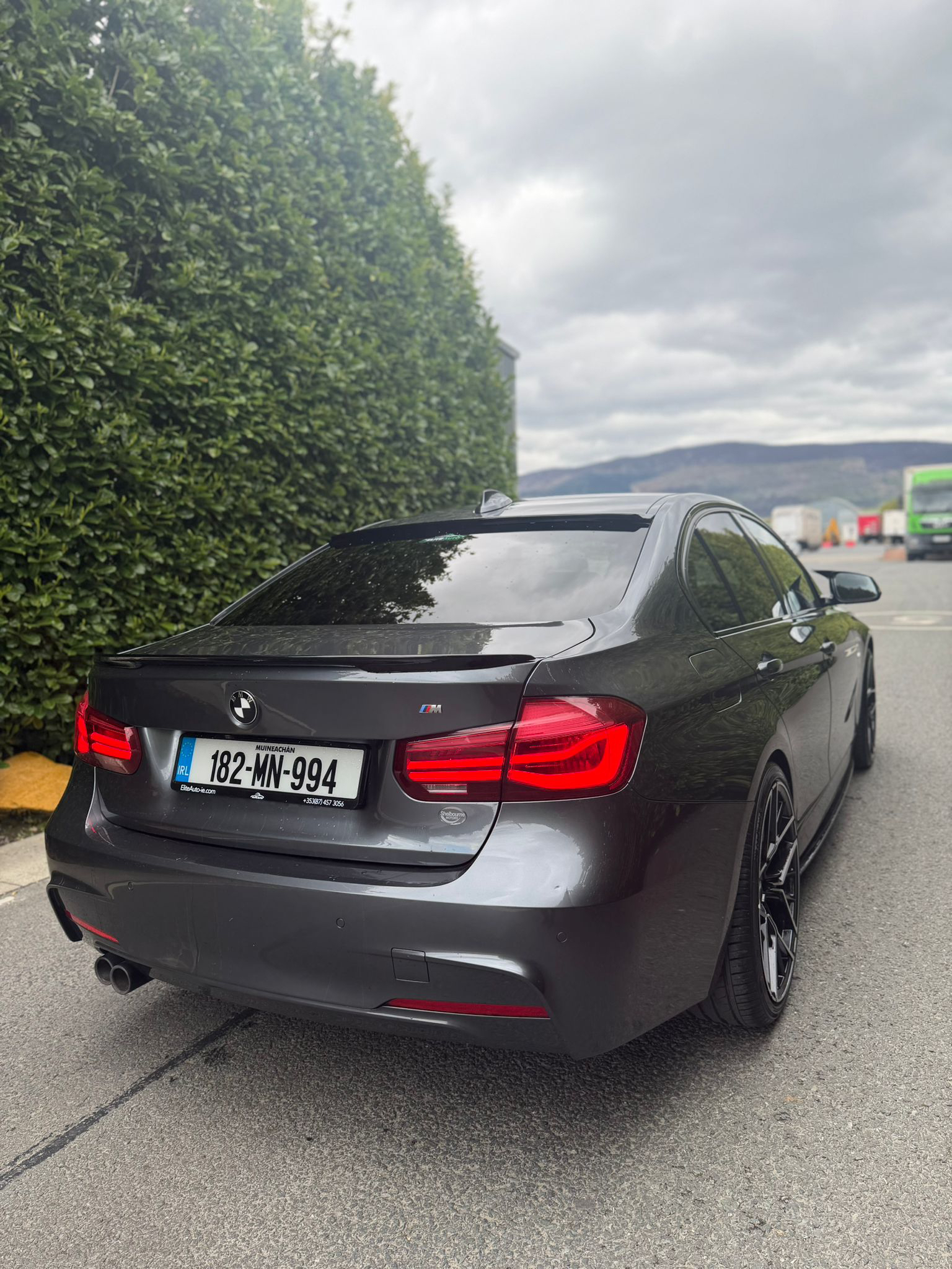 BMW 320d M Sport Shadow Edition Auto gallery image 6