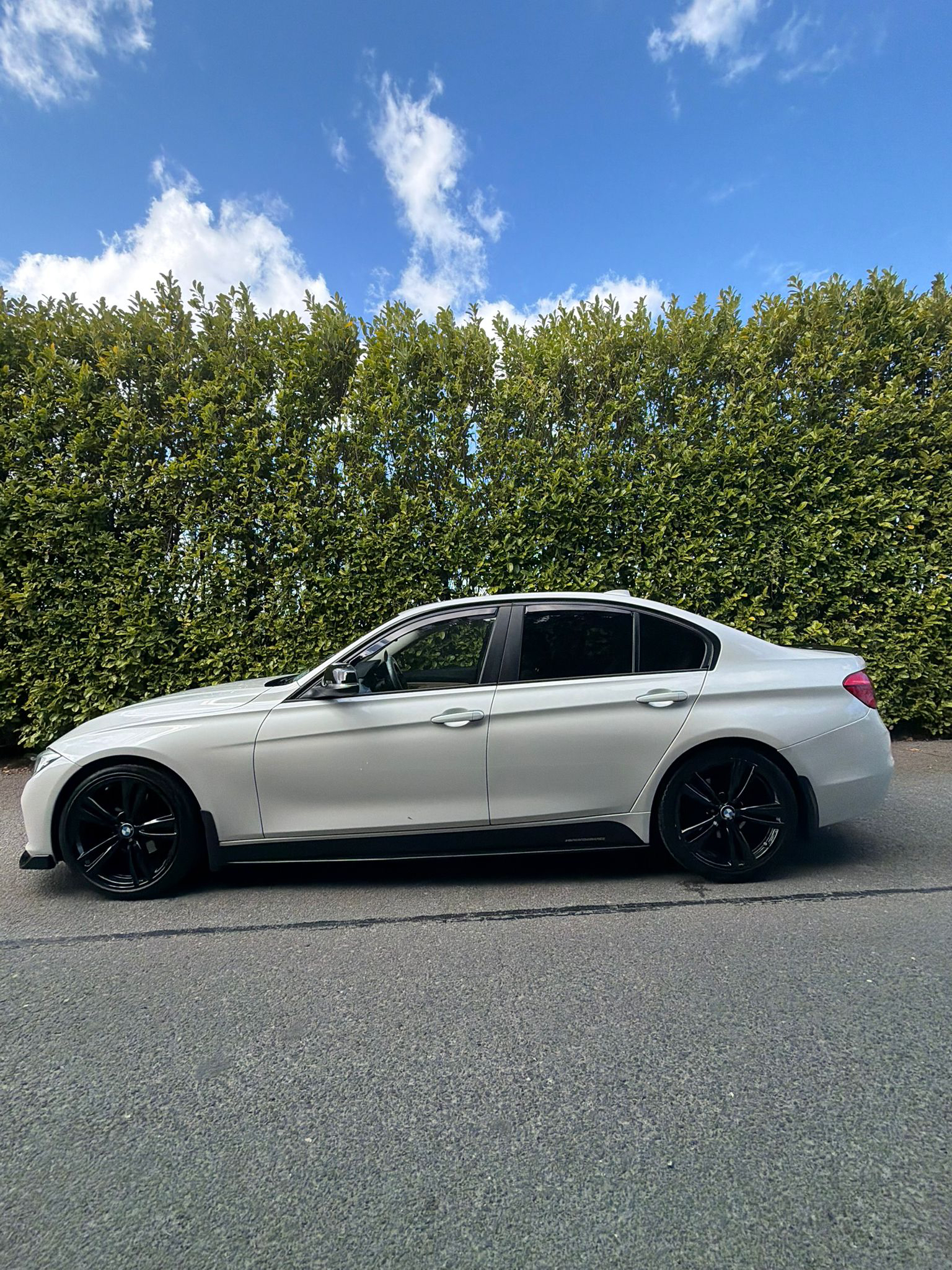 BMW 320d Sport Auto gallery image 4