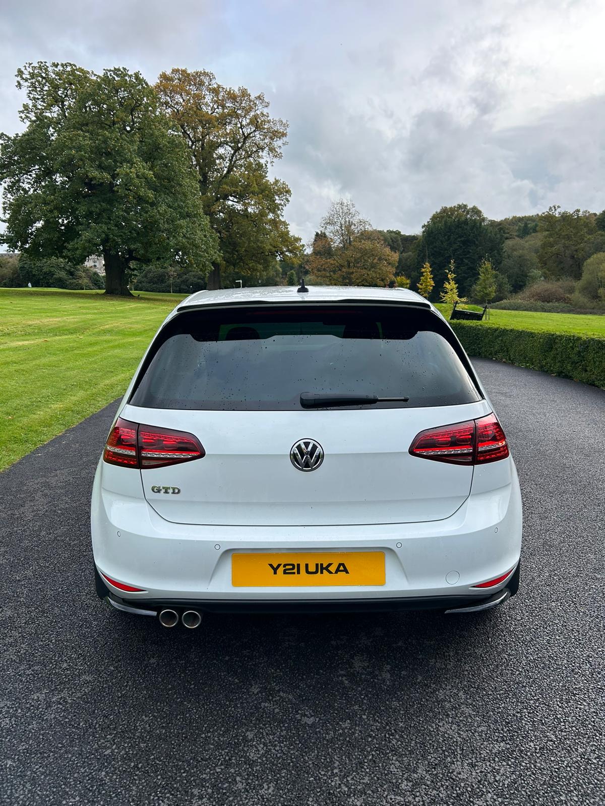 Volkswagen Golf GTD 2.0 TDI gallery image 7