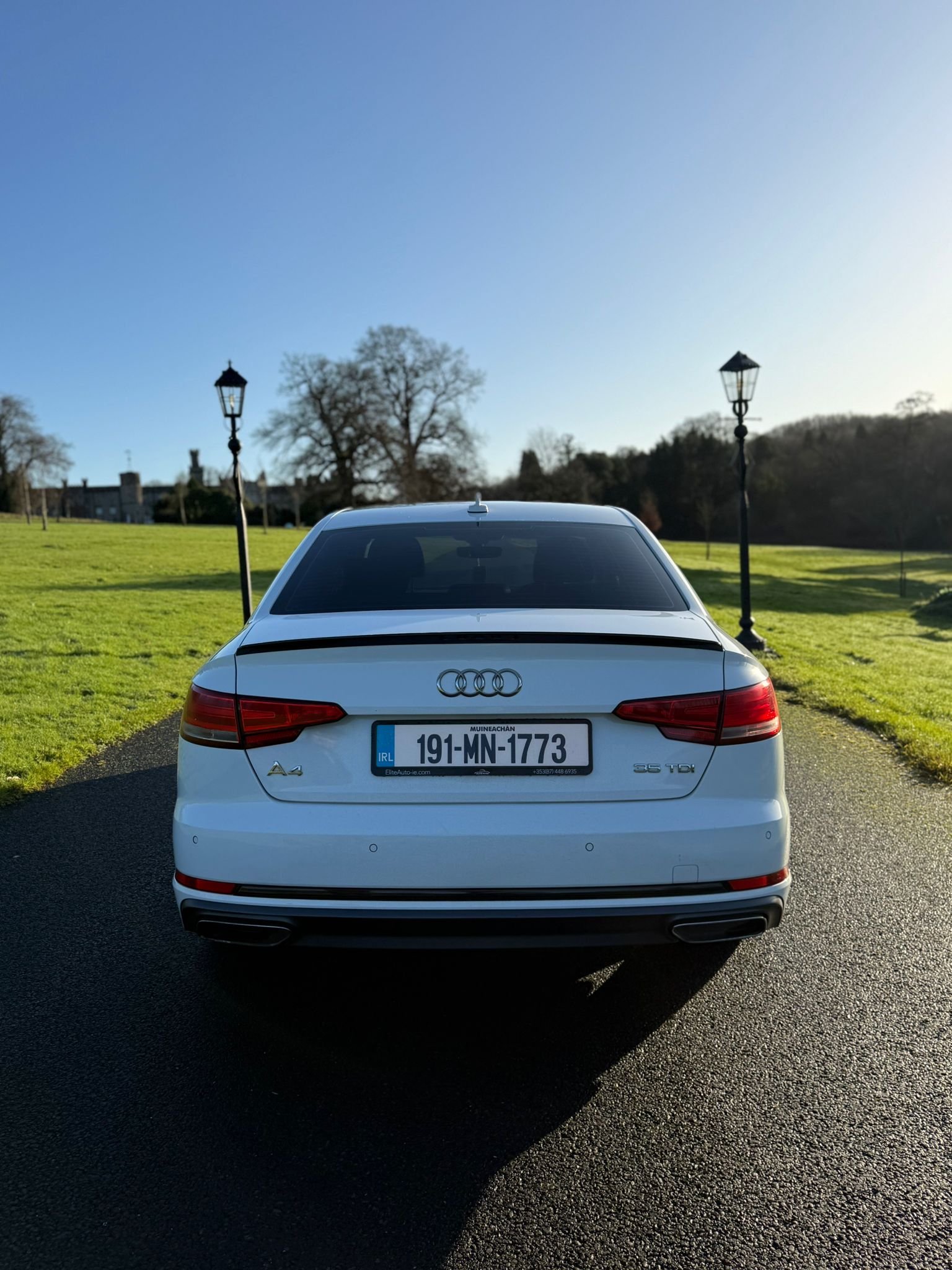 Audi A4 2.0 TDI Auto gallery image 4
