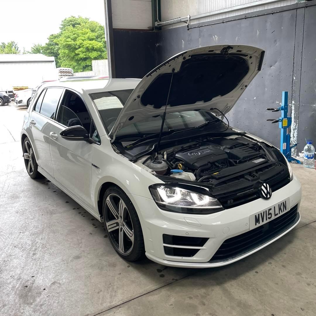 Volkswagen Golf R 380BHP