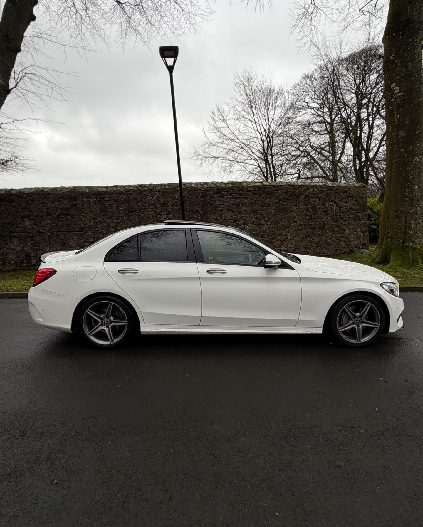 Mercedes-Benz C-Class AMG Line Premium Plus Auto gallery image 7