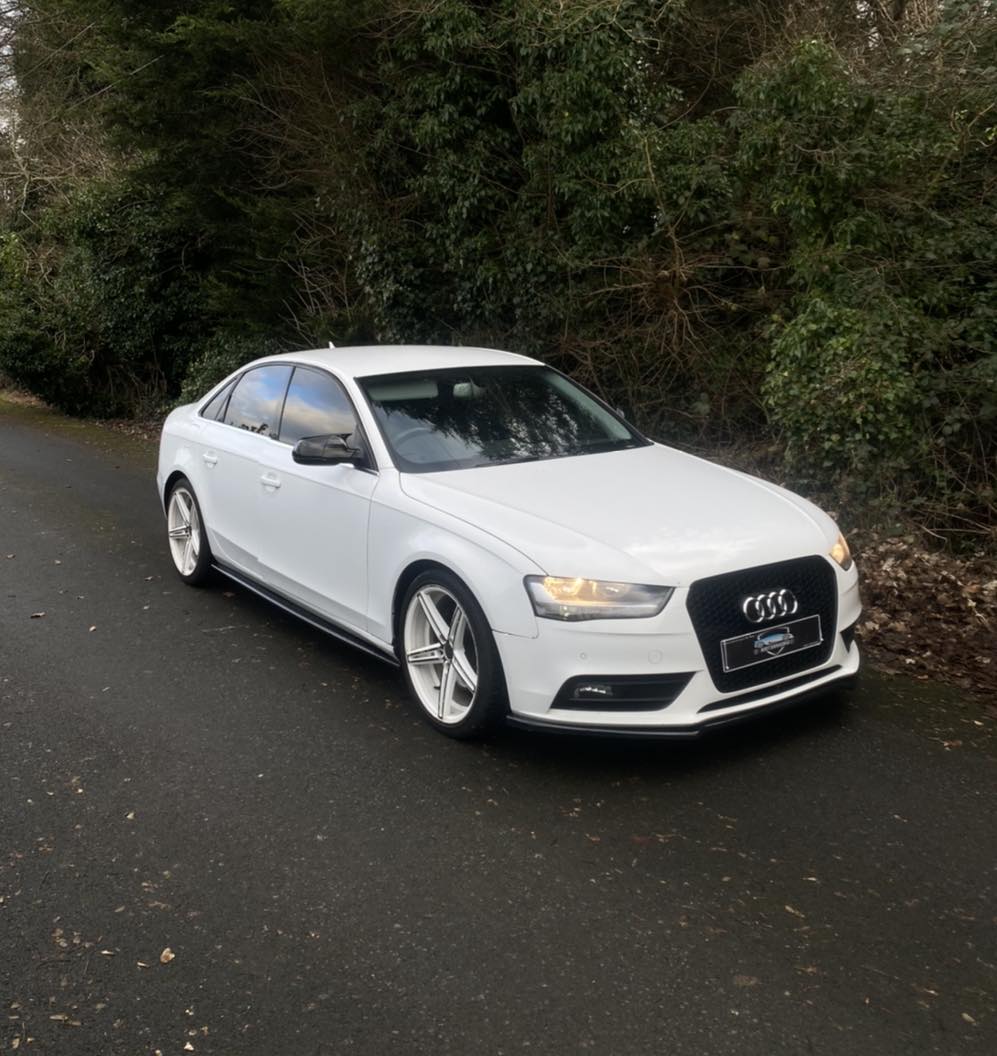 Audi A4 gallery image 2