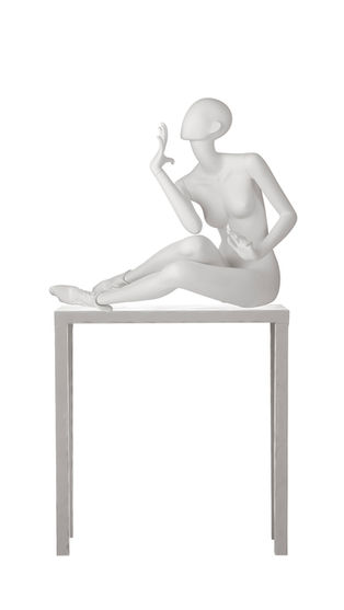 Sitting mannequin for fashionshops