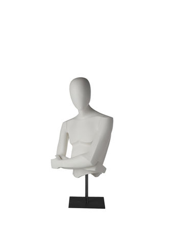 homme sur socle